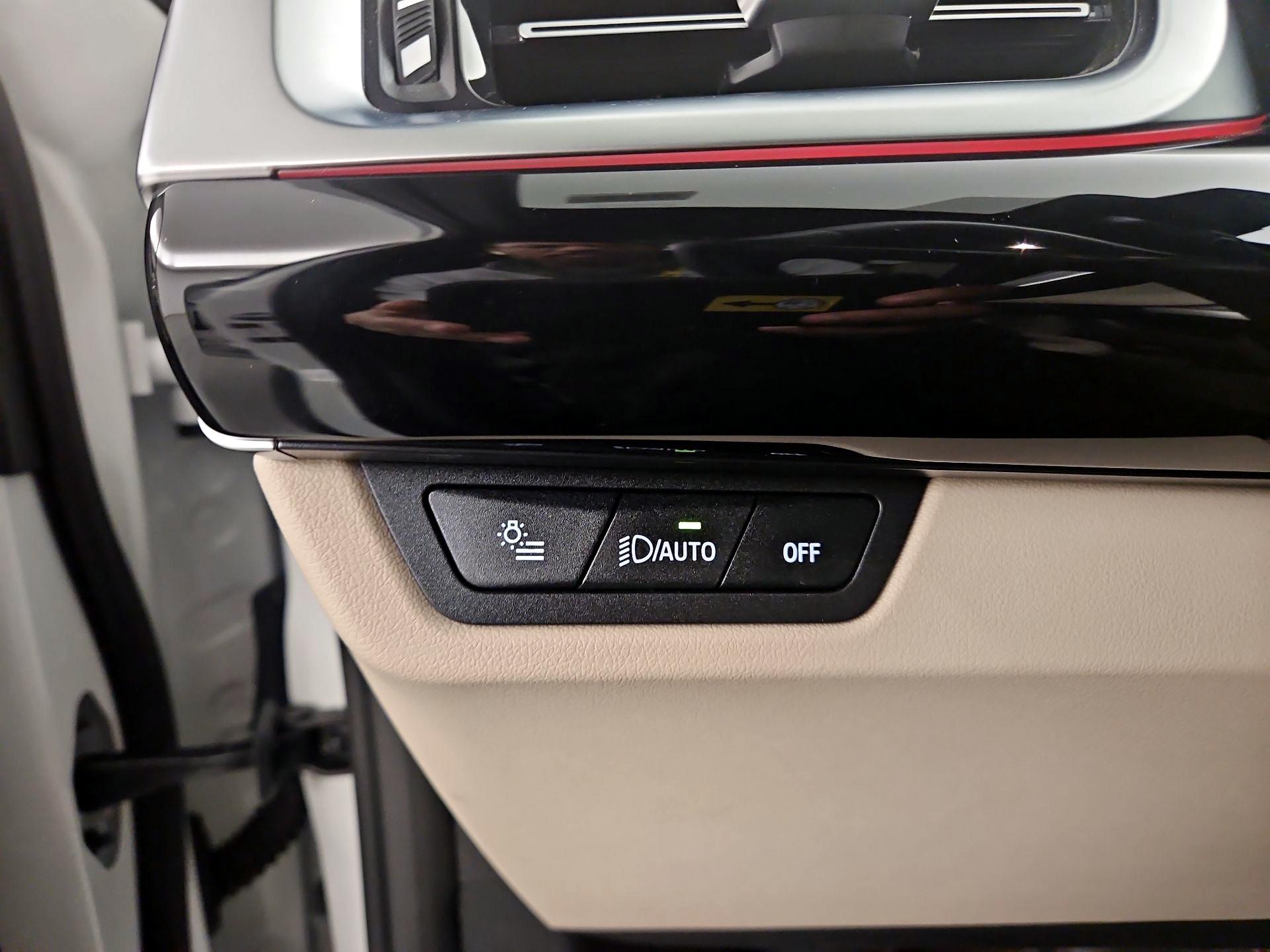 Thumbnail: 2025 BMW X1 - 13