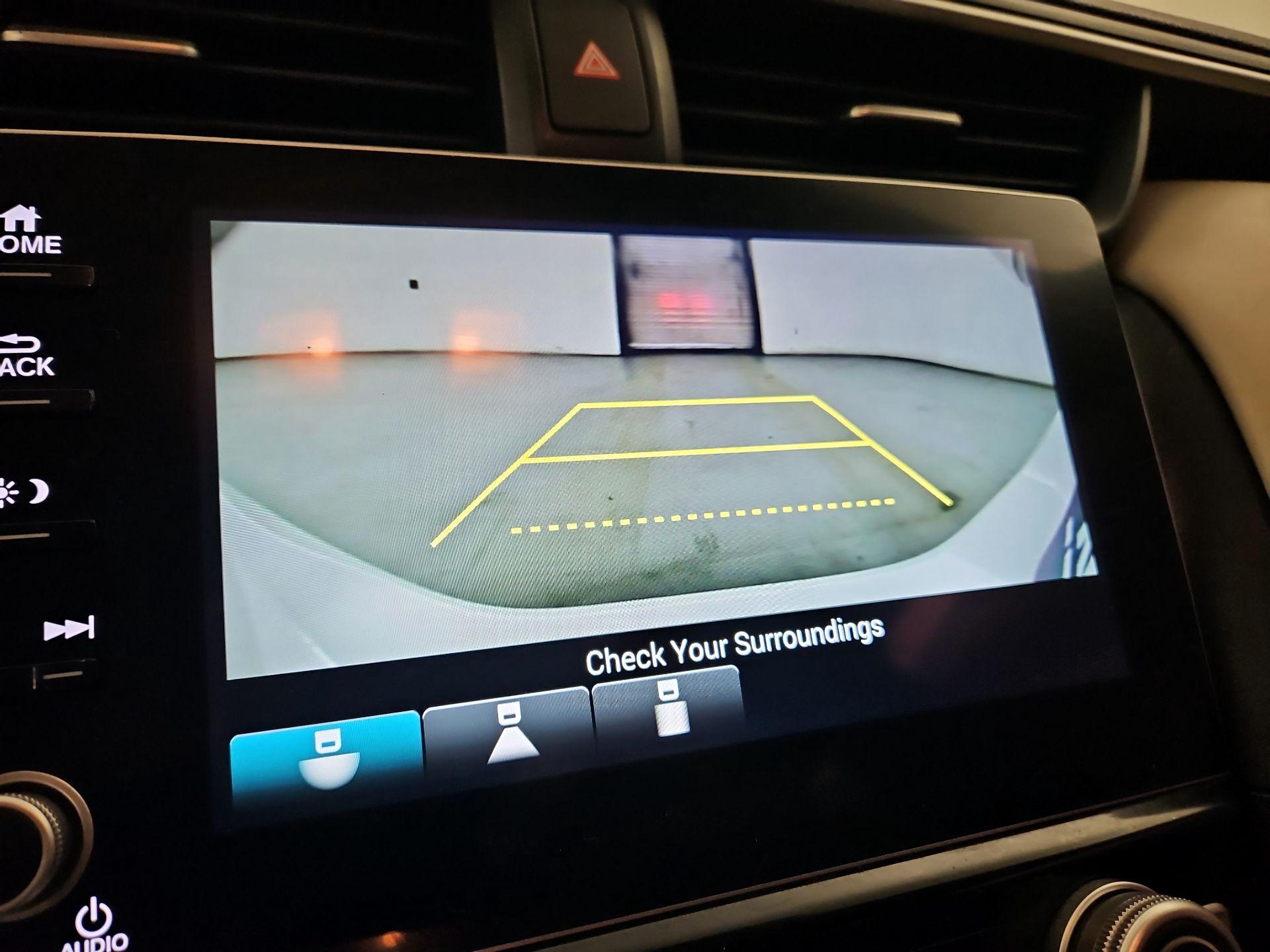 Thumbnail: 2020 Honda Insight - 14