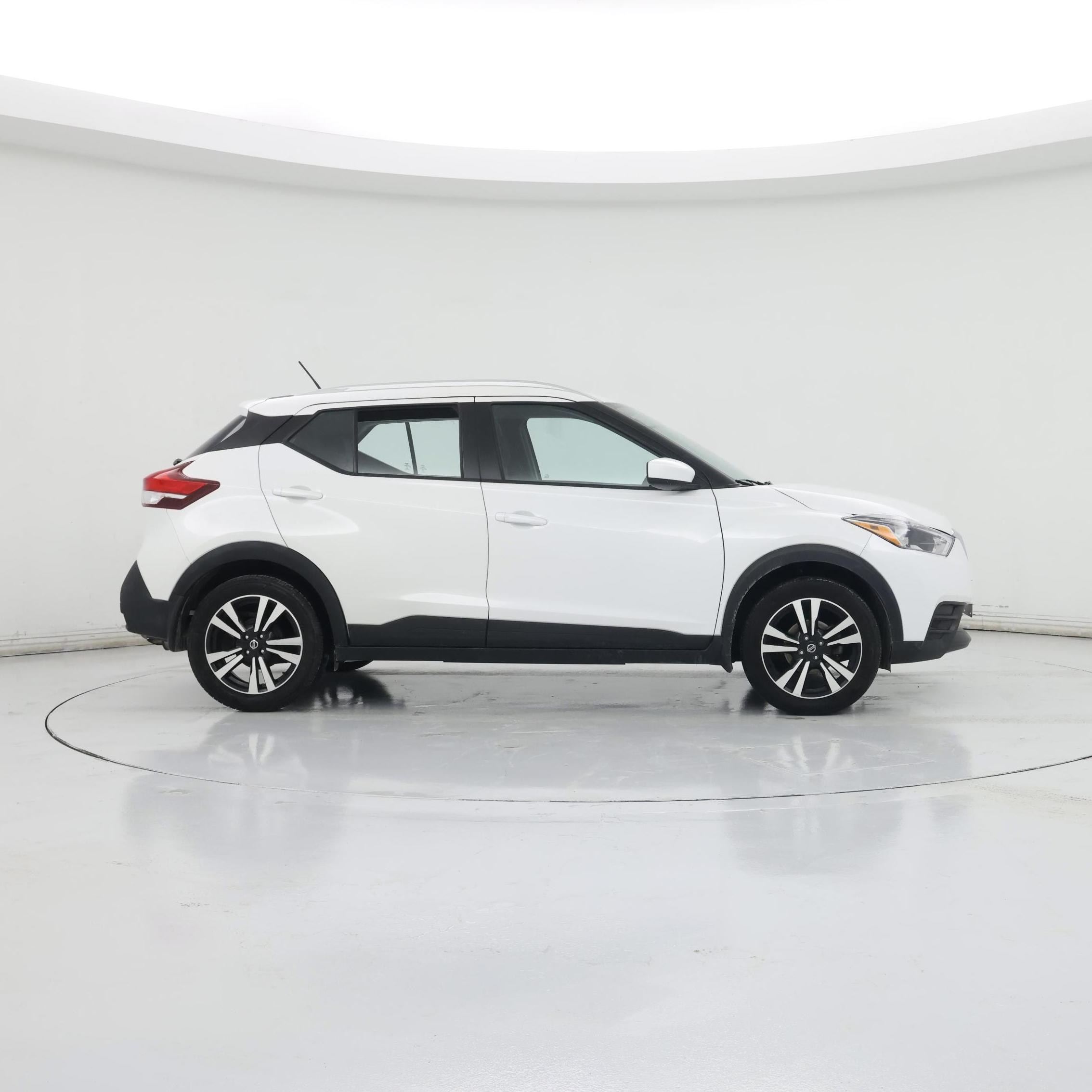 Thumbnail: 2019 Nissan Kicks - 7