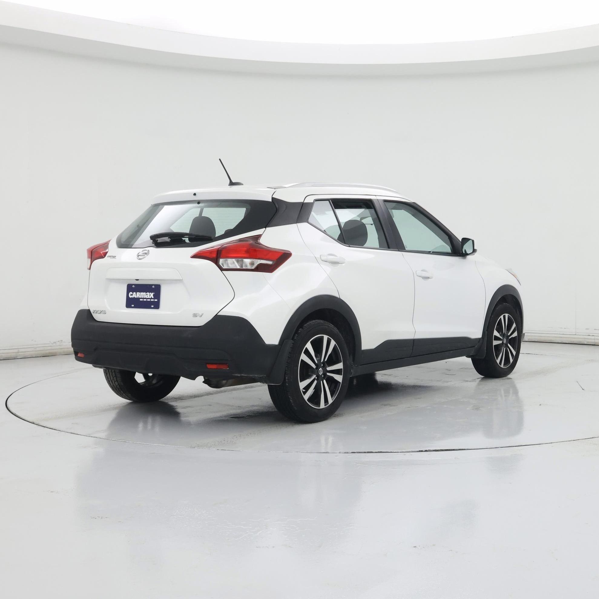 Thumbnail: 2019 Nissan Kicks - 8