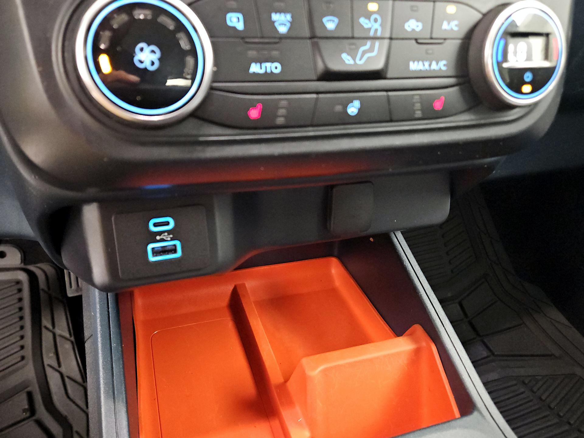 Thumbnail: 2022 Ford Maverick - 18