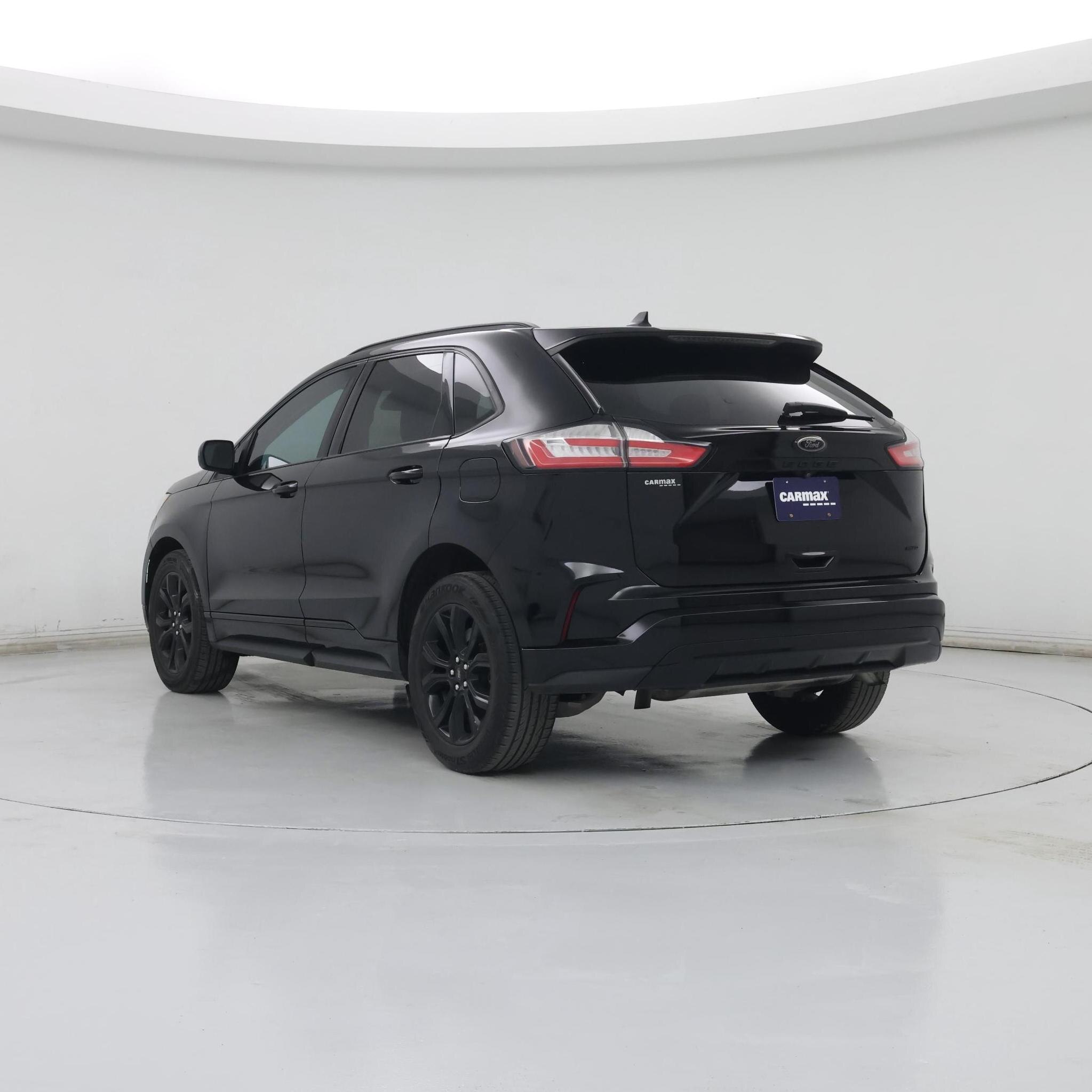 Thumbnail: 2022 Ford Edge - 2