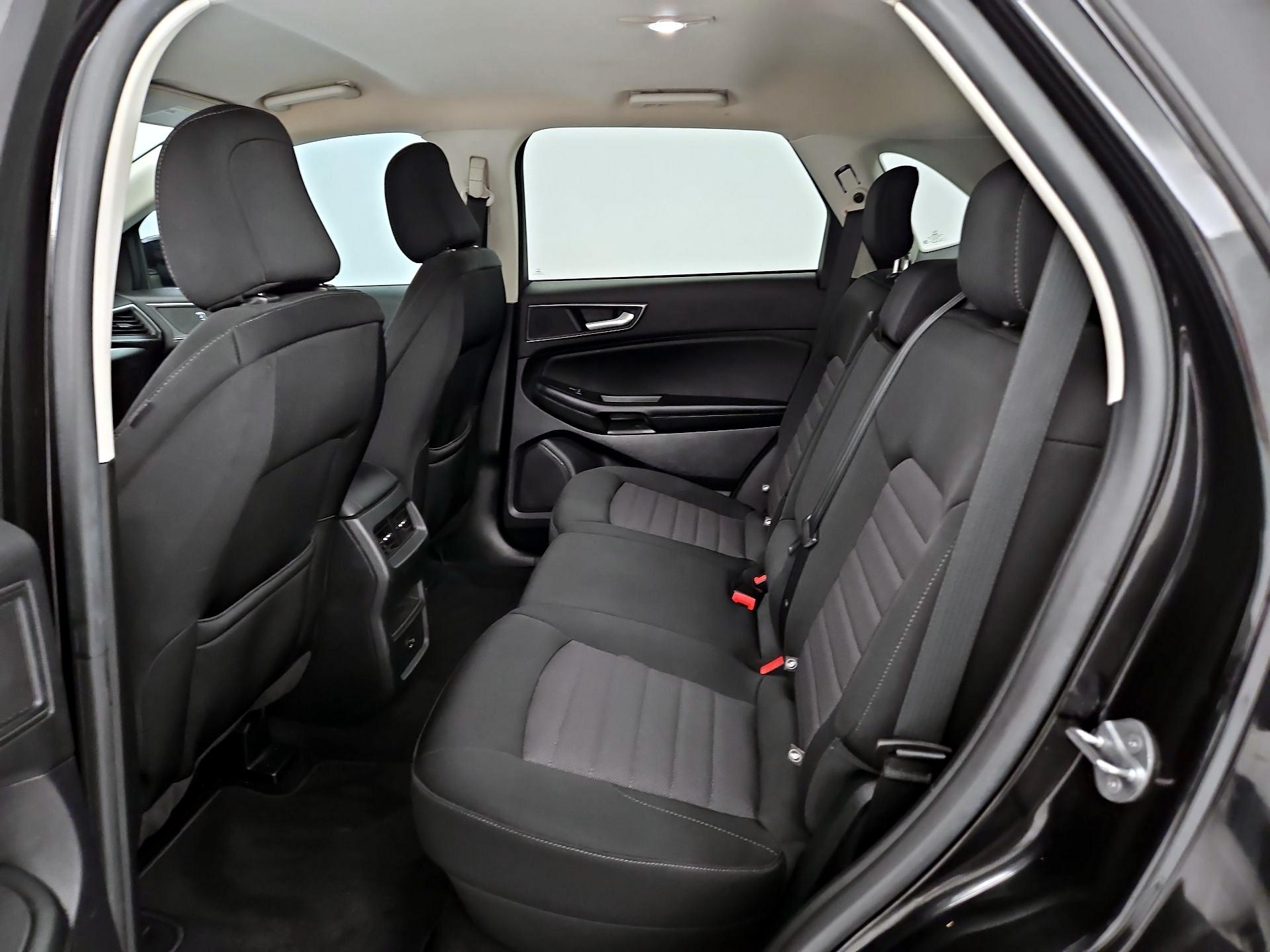 Thumbnail: 2022 Ford Edge - 19