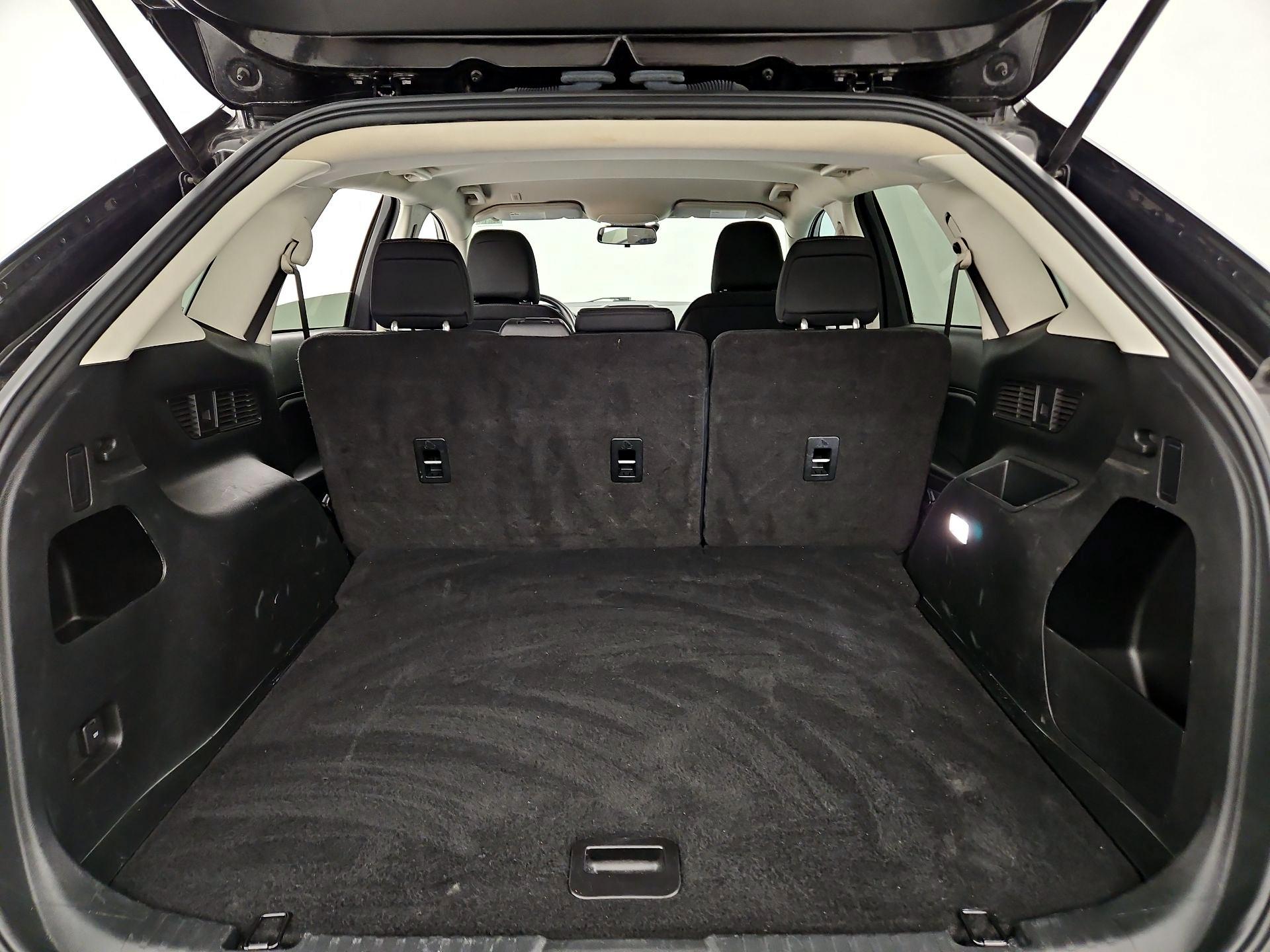 Thumbnail: 2022 Ford Edge - 20