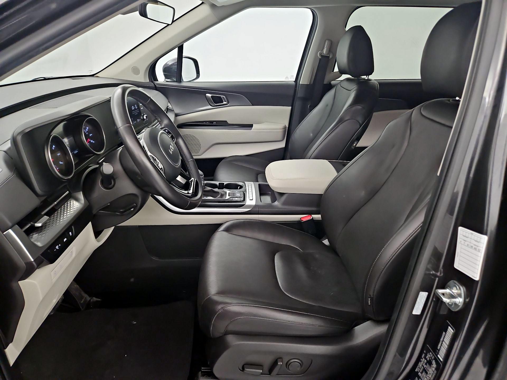 Thumbnail: 2024 Kia Carnival - 11