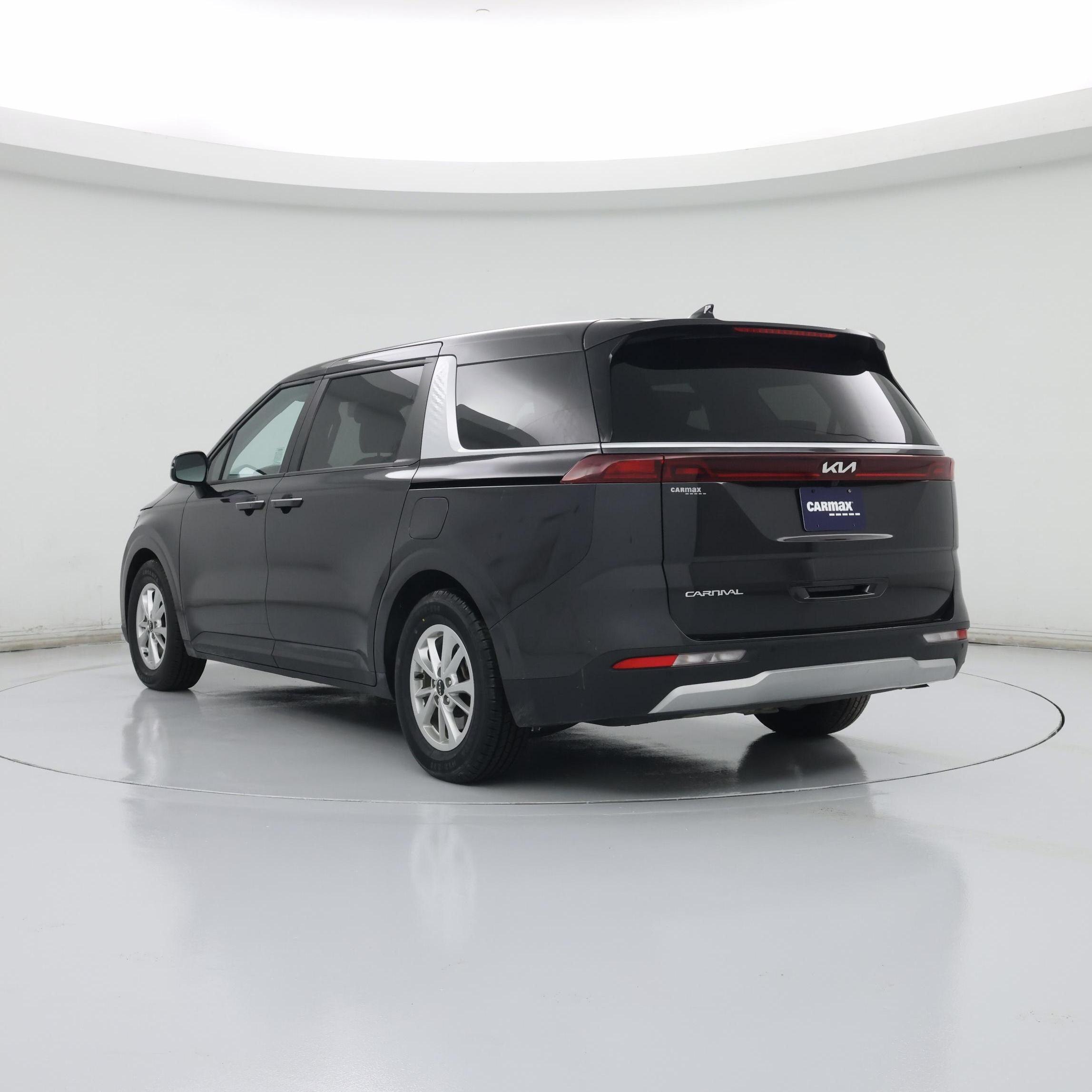 Thumbnail: 2024 Kia Carnival - 2