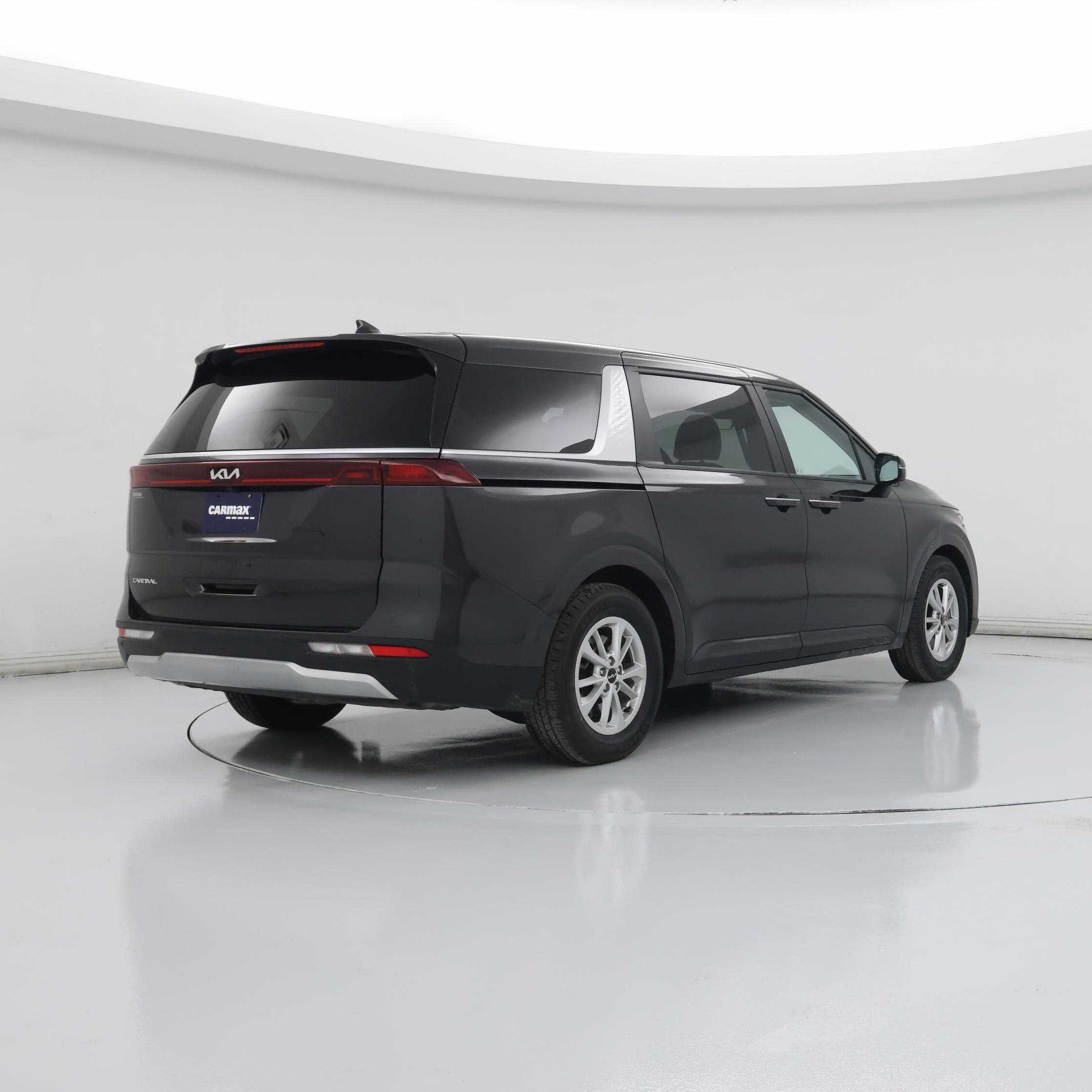 Thumbnail: 2024 Kia Carnival - 8