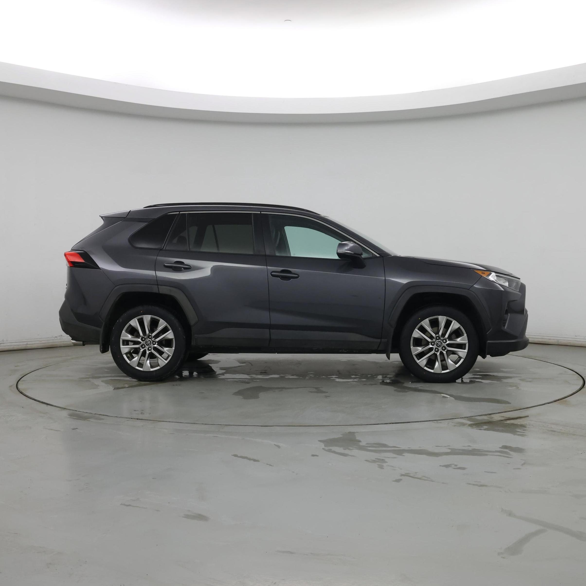 Thumbnail: 2020 Toyota RAV4 - 7