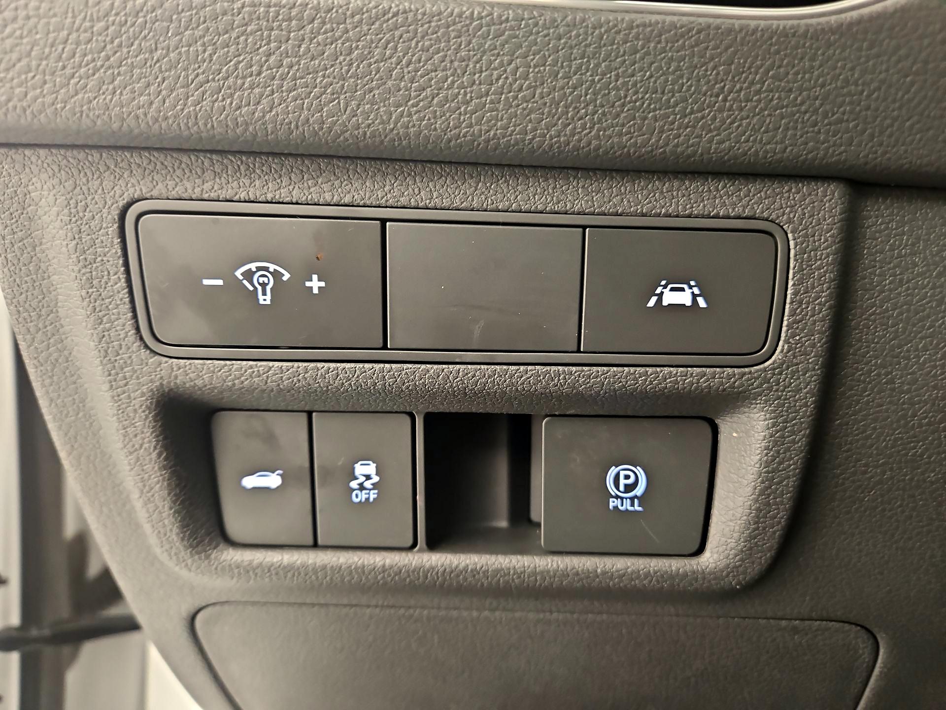 Thumbnail: 2021 Hyundai Sonata - 13