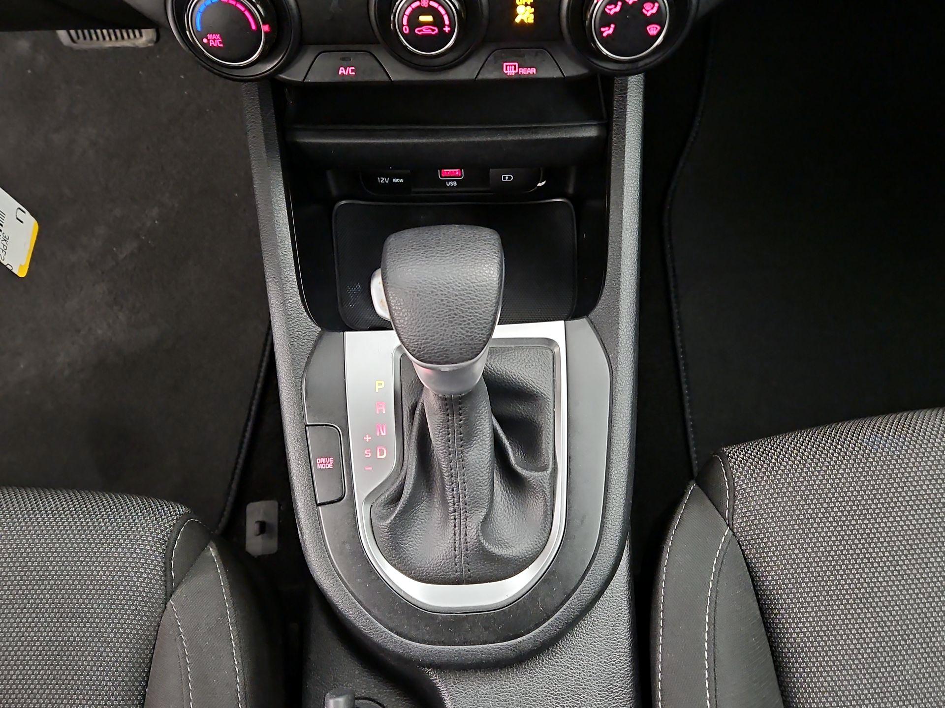 Thumbnail: 2024 Kia Forte - 17