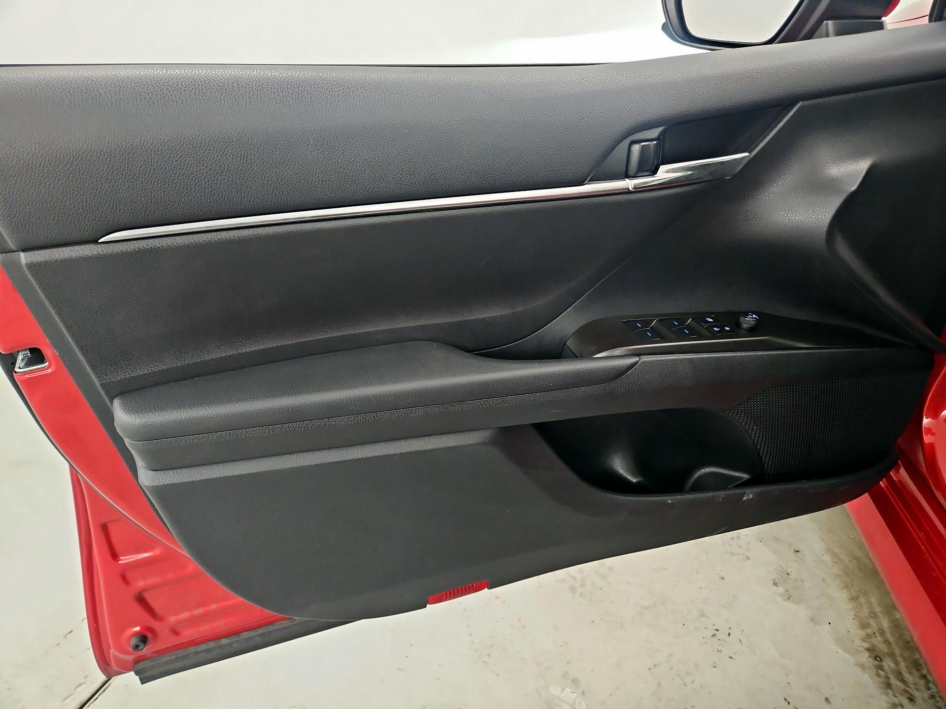 Thumbnail: 2024 Toyota Camry - 12