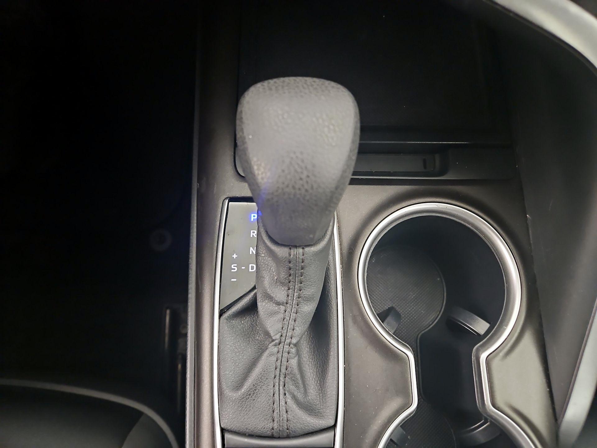 Thumbnail: 2024 Toyota Camry - 17