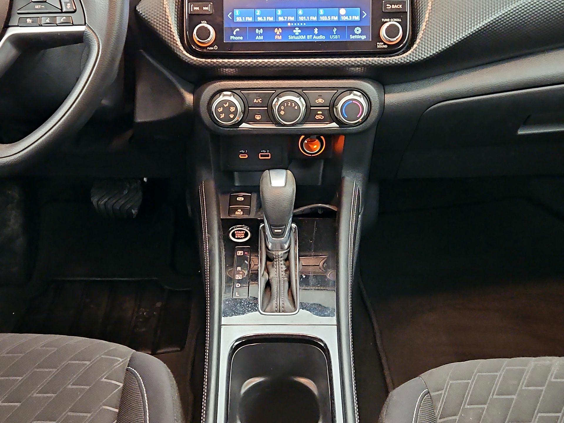 Thumbnail: 2023 Nissan Kicks - 16