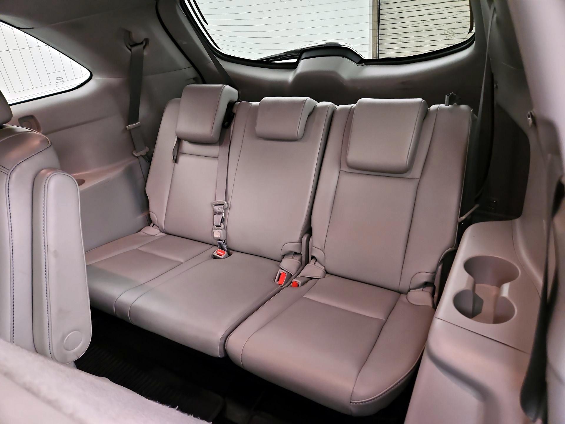 Thumbnail: 2019 Toyota Highlander - 20