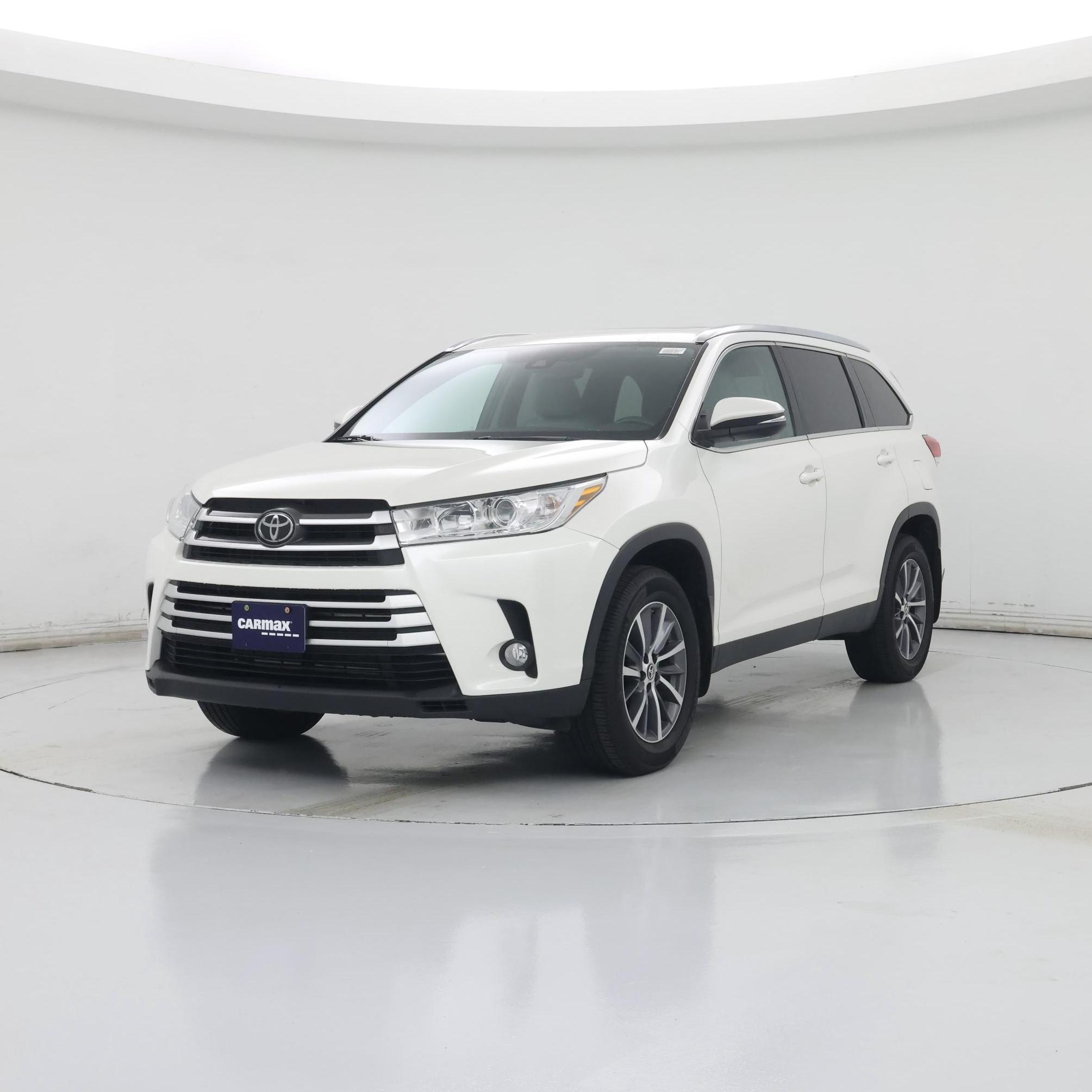 Thumbnail: 2019 Toyota Highlander - 4