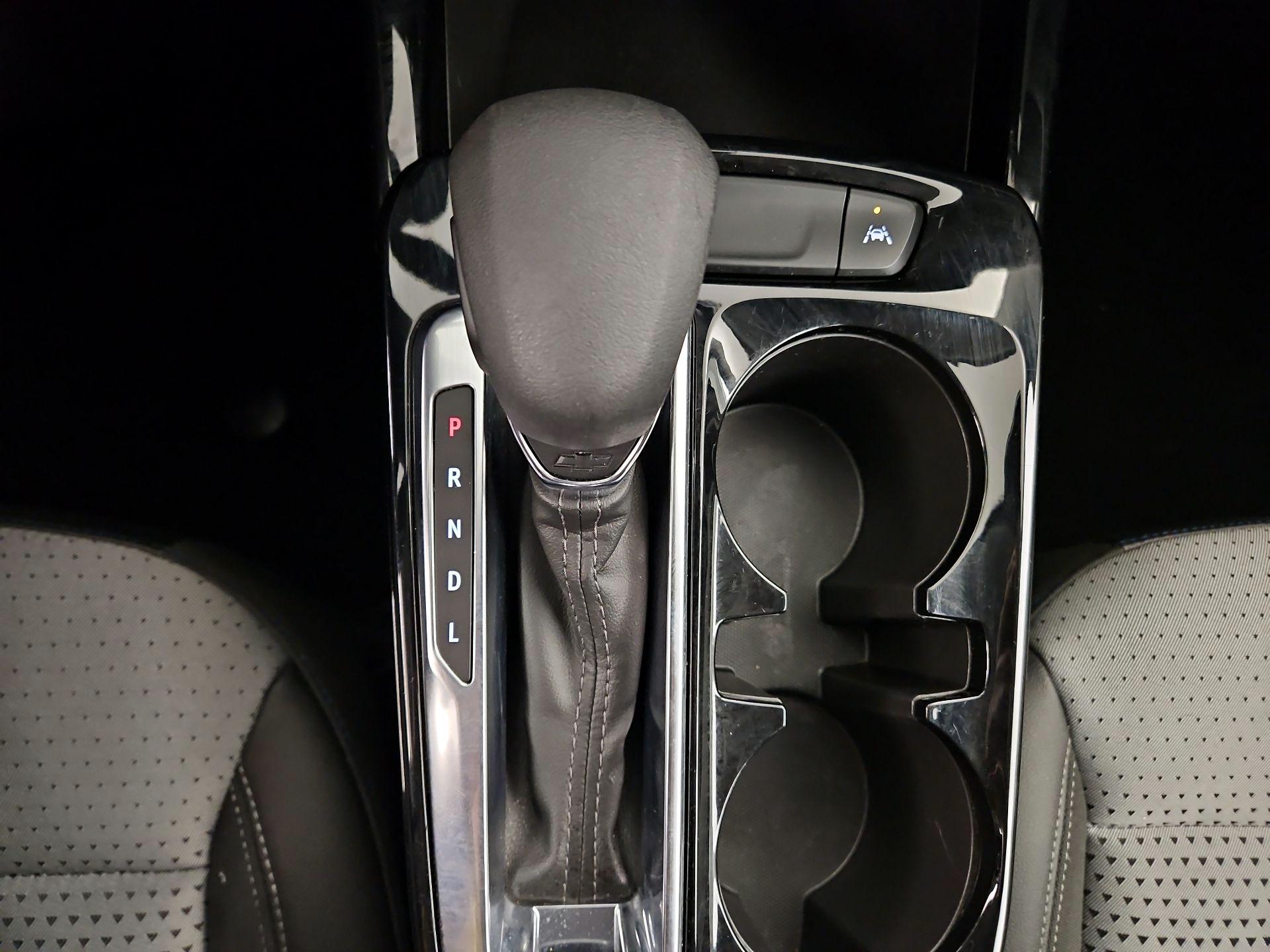 Thumbnail: 2025 Chevrolet Trax - 17