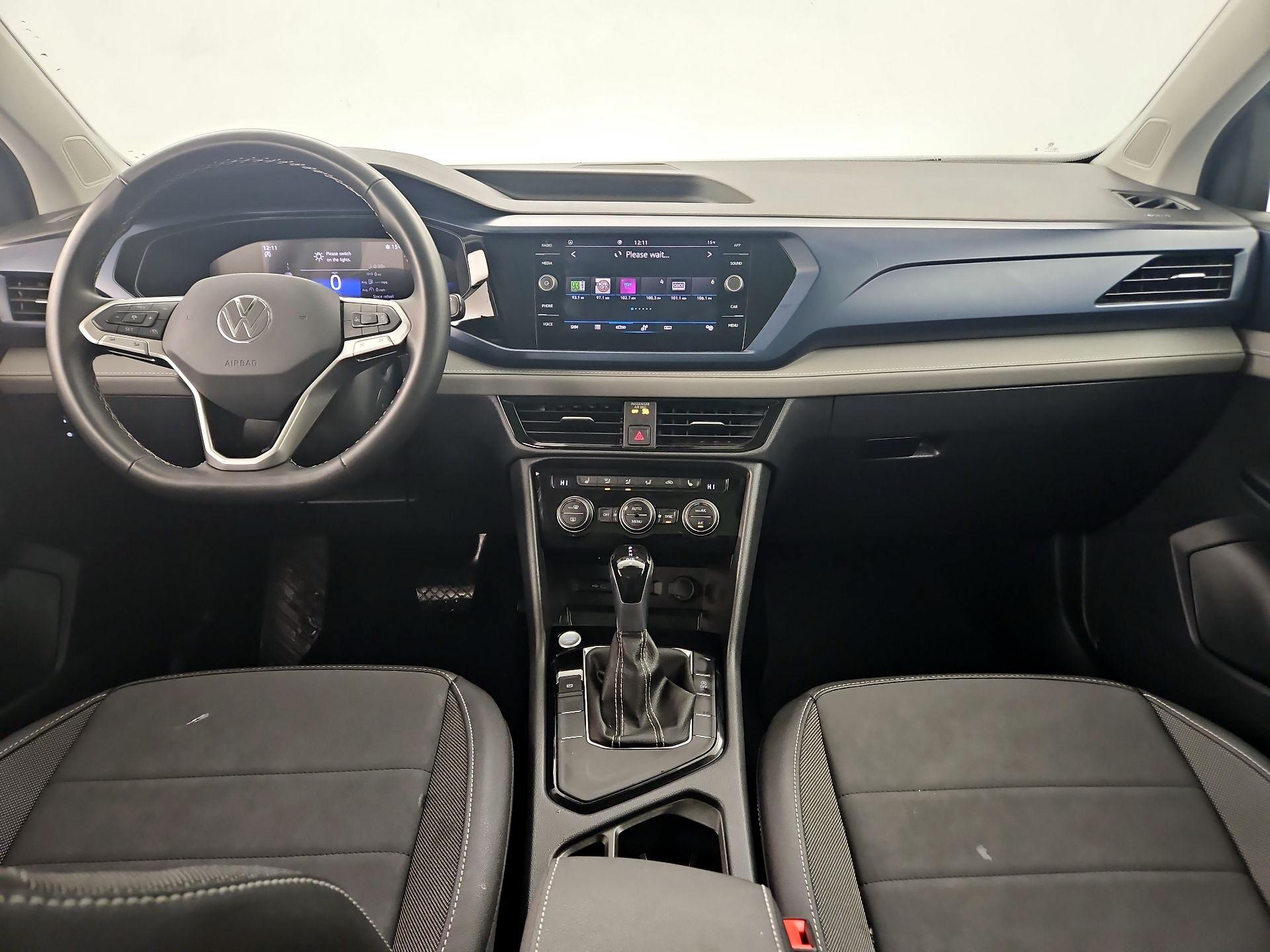 Thumbnail: 2024 Volkswagen Taos - 9