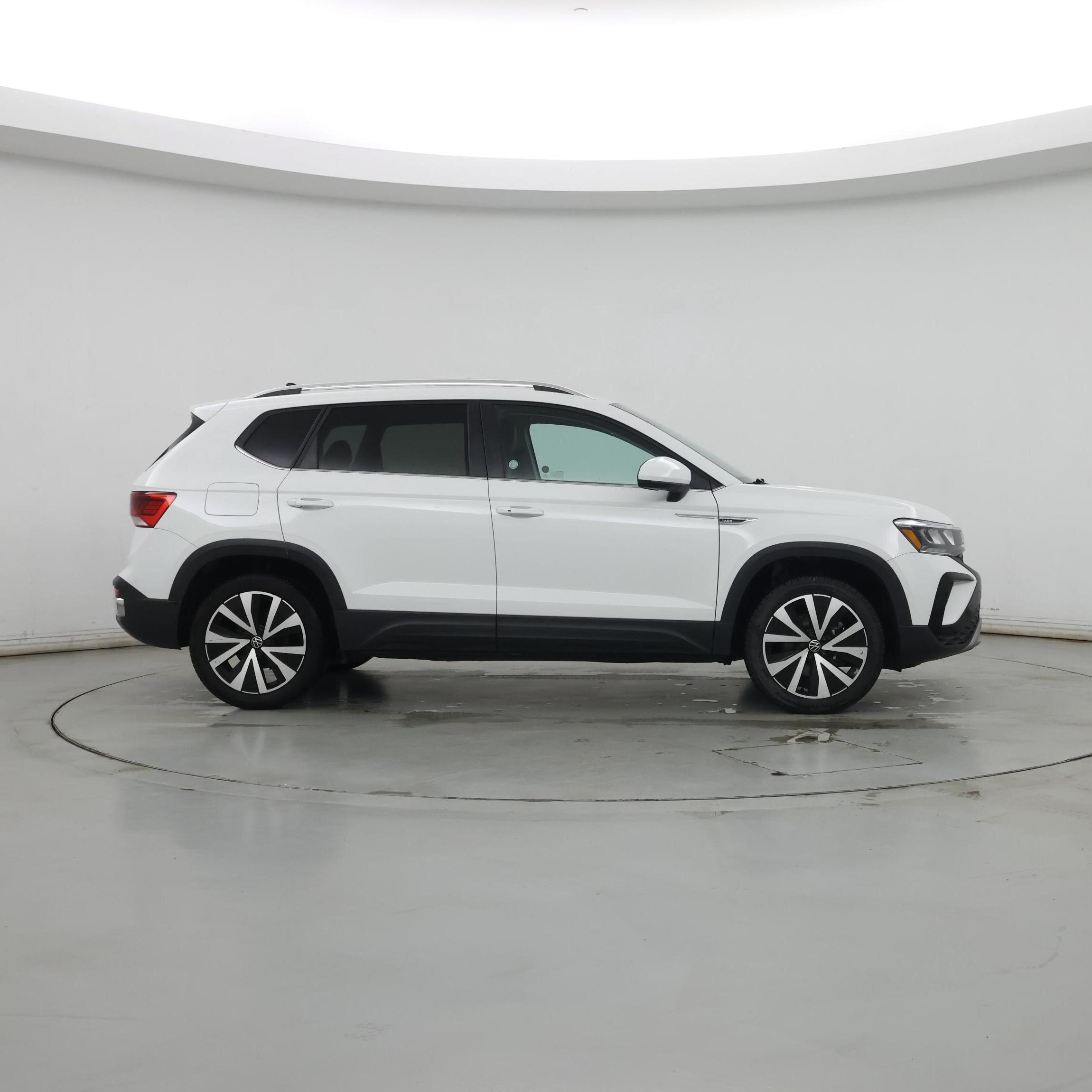 Thumbnail: 2024 Volkswagen Taos - 7