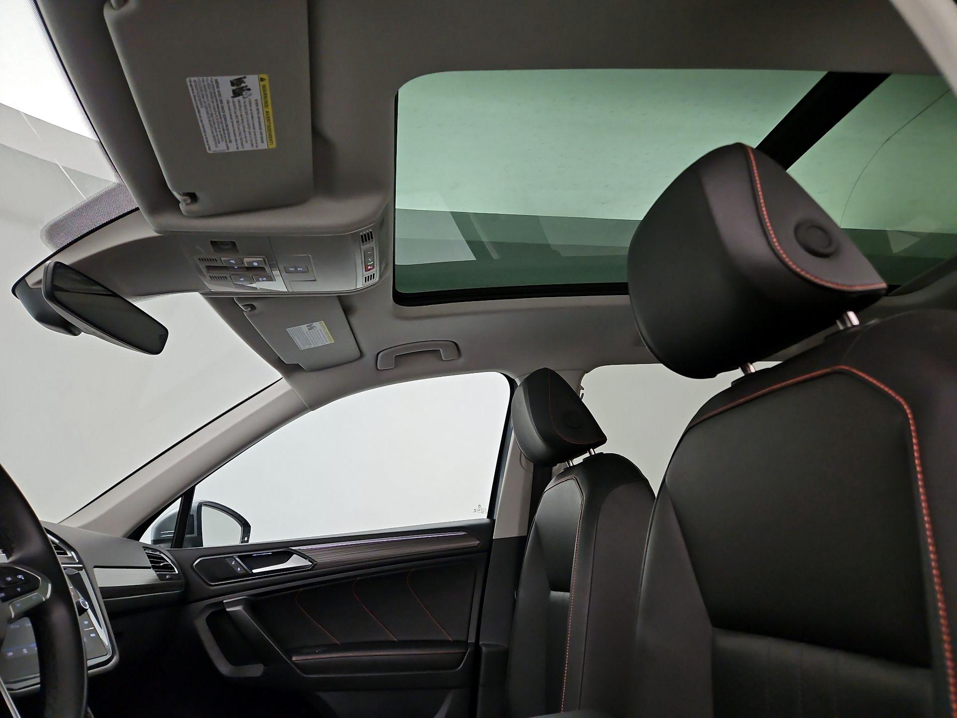 Thumbnail: 2024 Volkswagen Tiguan - 19