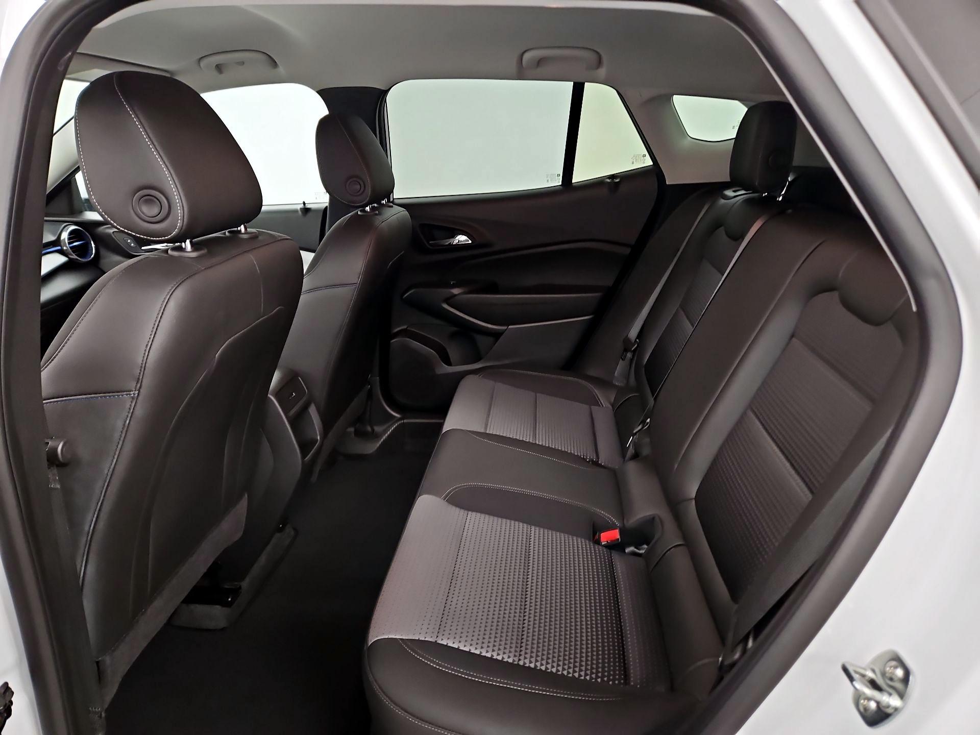 Thumbnail: 2025 Chevrolet Trax - 19