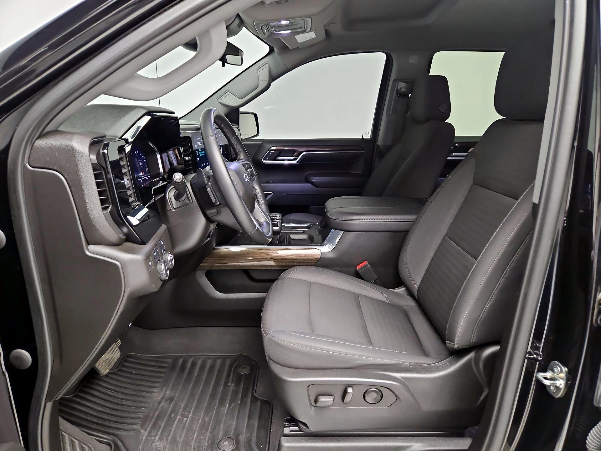 Thumbnail: 2023 Chevrolet Silverado 1500 - 11