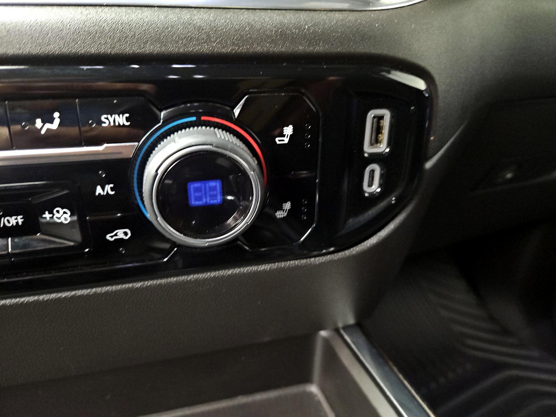 Thumbnail: 2023 Chevrolet Silverado 1500 - 18