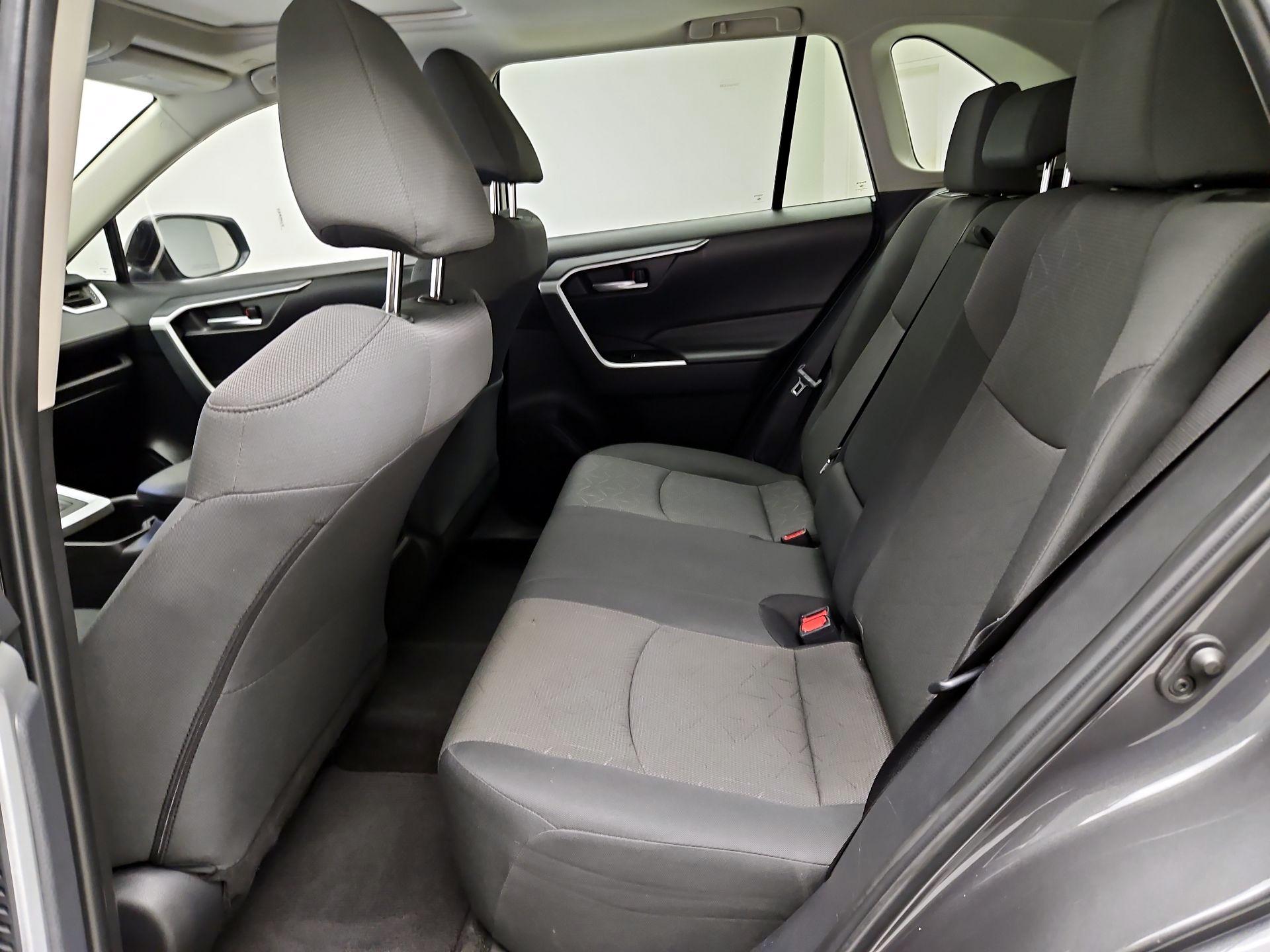 Thumbnail: 2024 Toyota RAV4 - 17