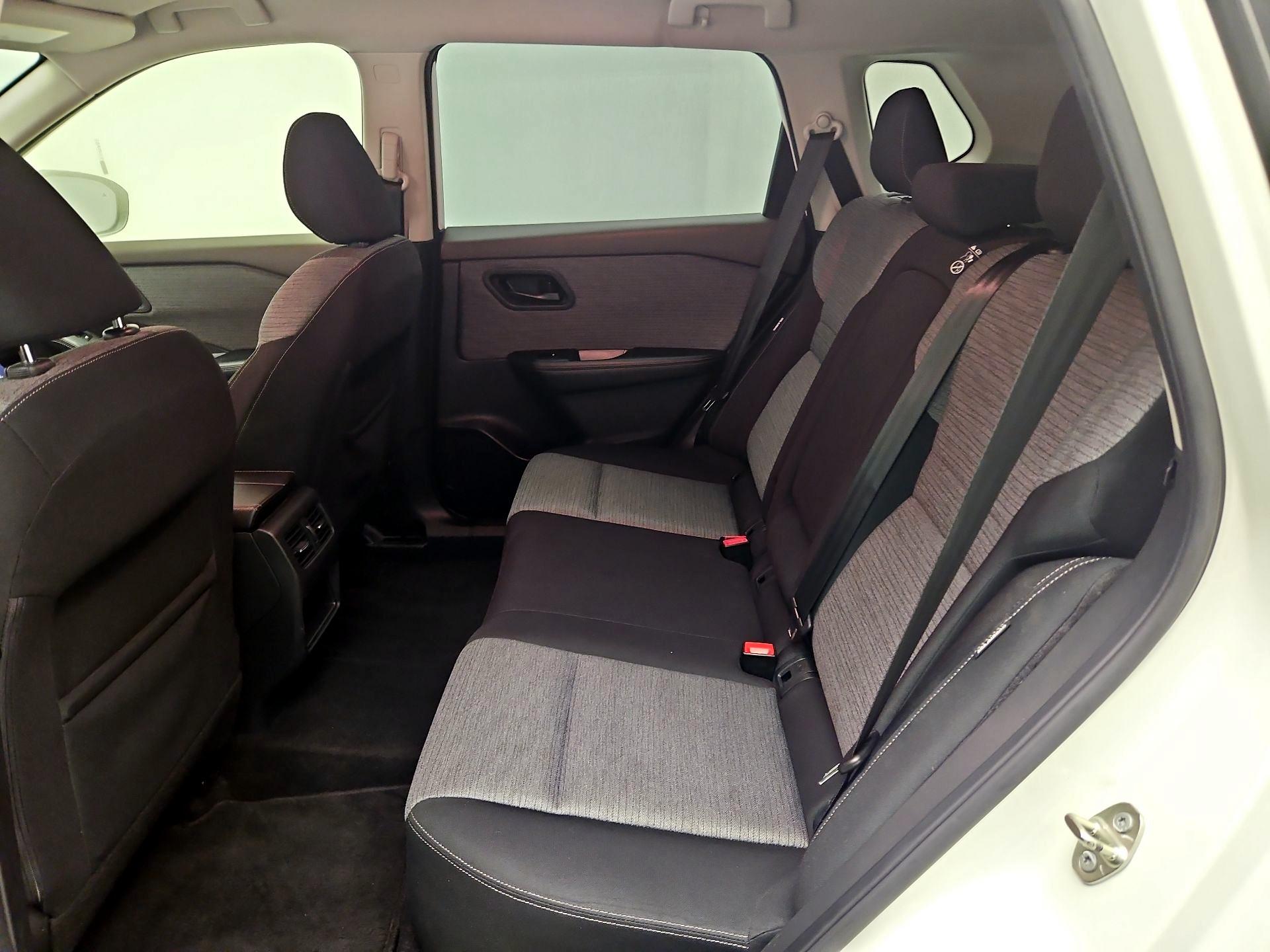 Thumbnail: 2021 Nissan Rogue - 19