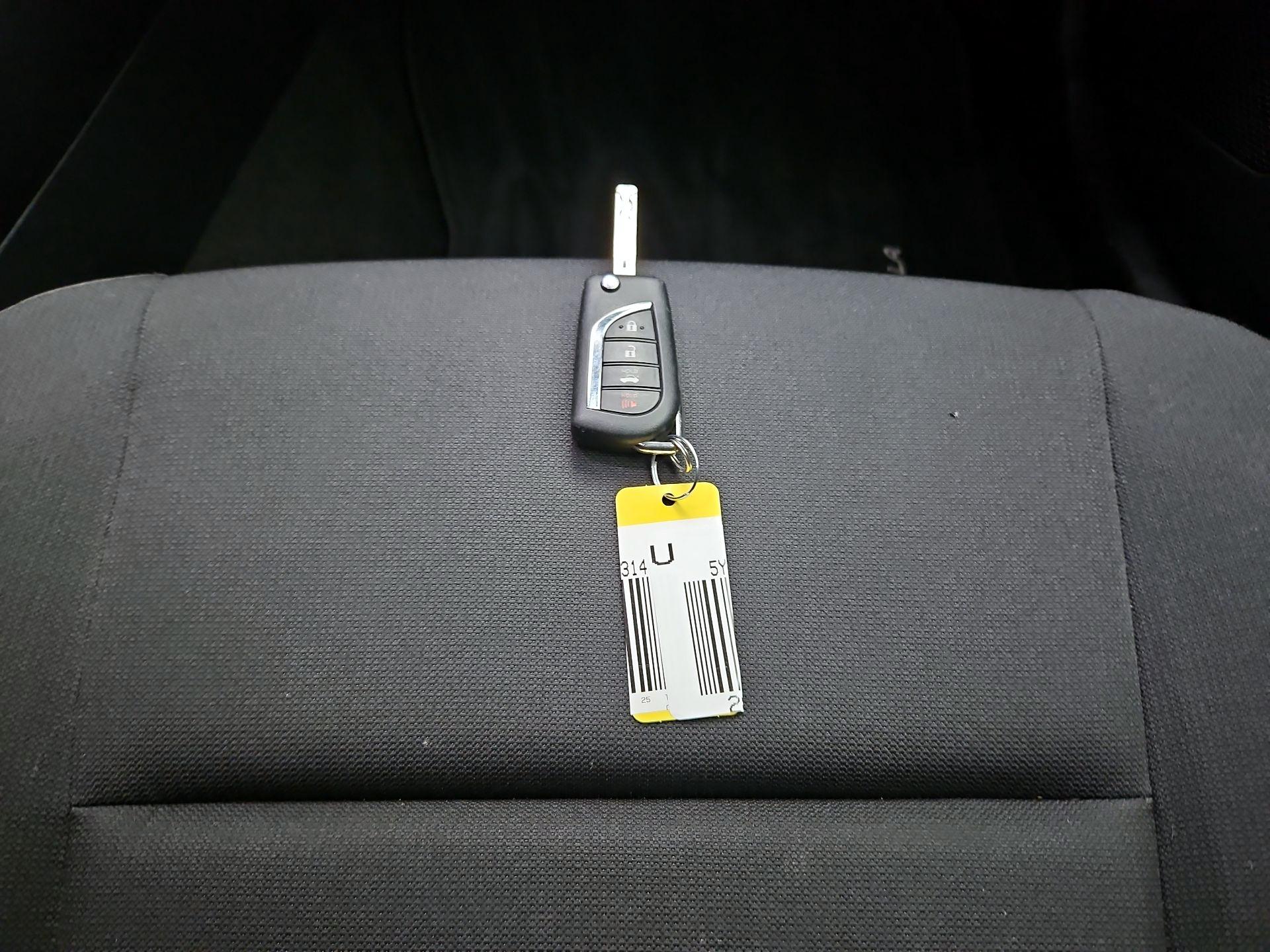 Thumbnail: 2025 Toyota Corolla - 20