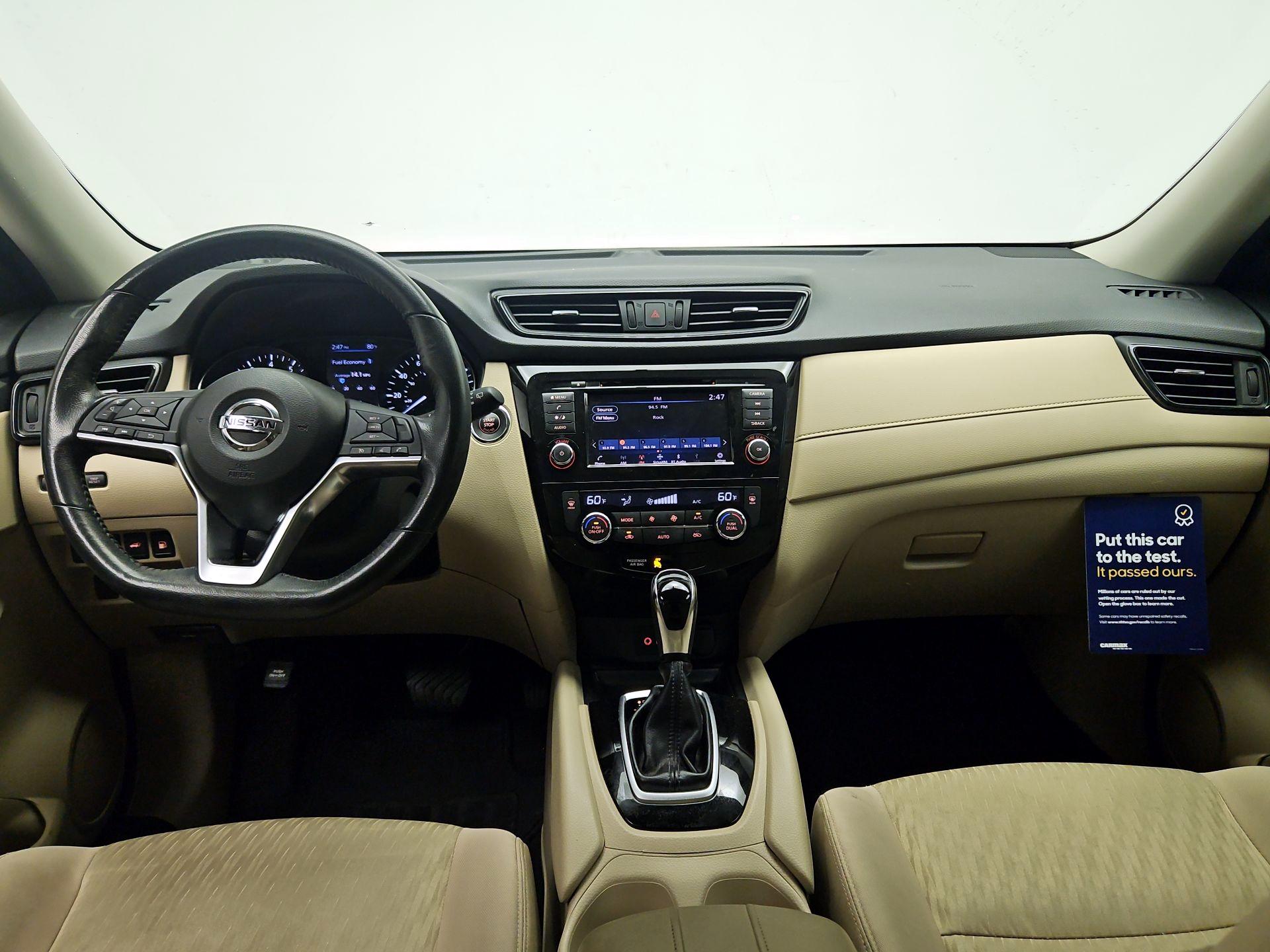 Thumbnail: 2018 Nissan Rogue - 9