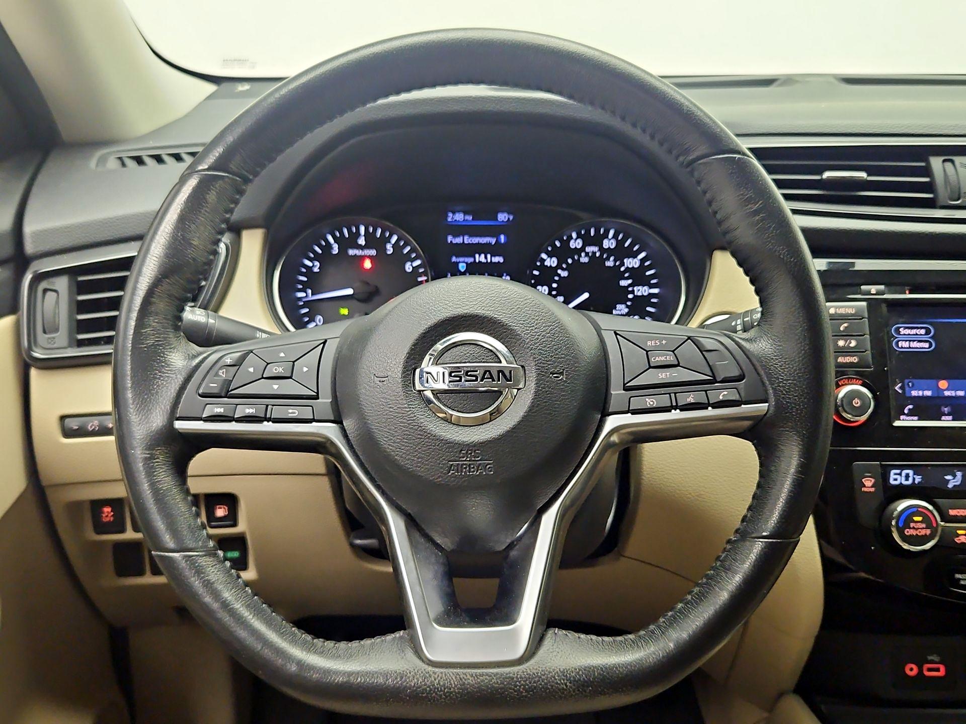 Thumbnail: 2018 Nissan Rogue - 10