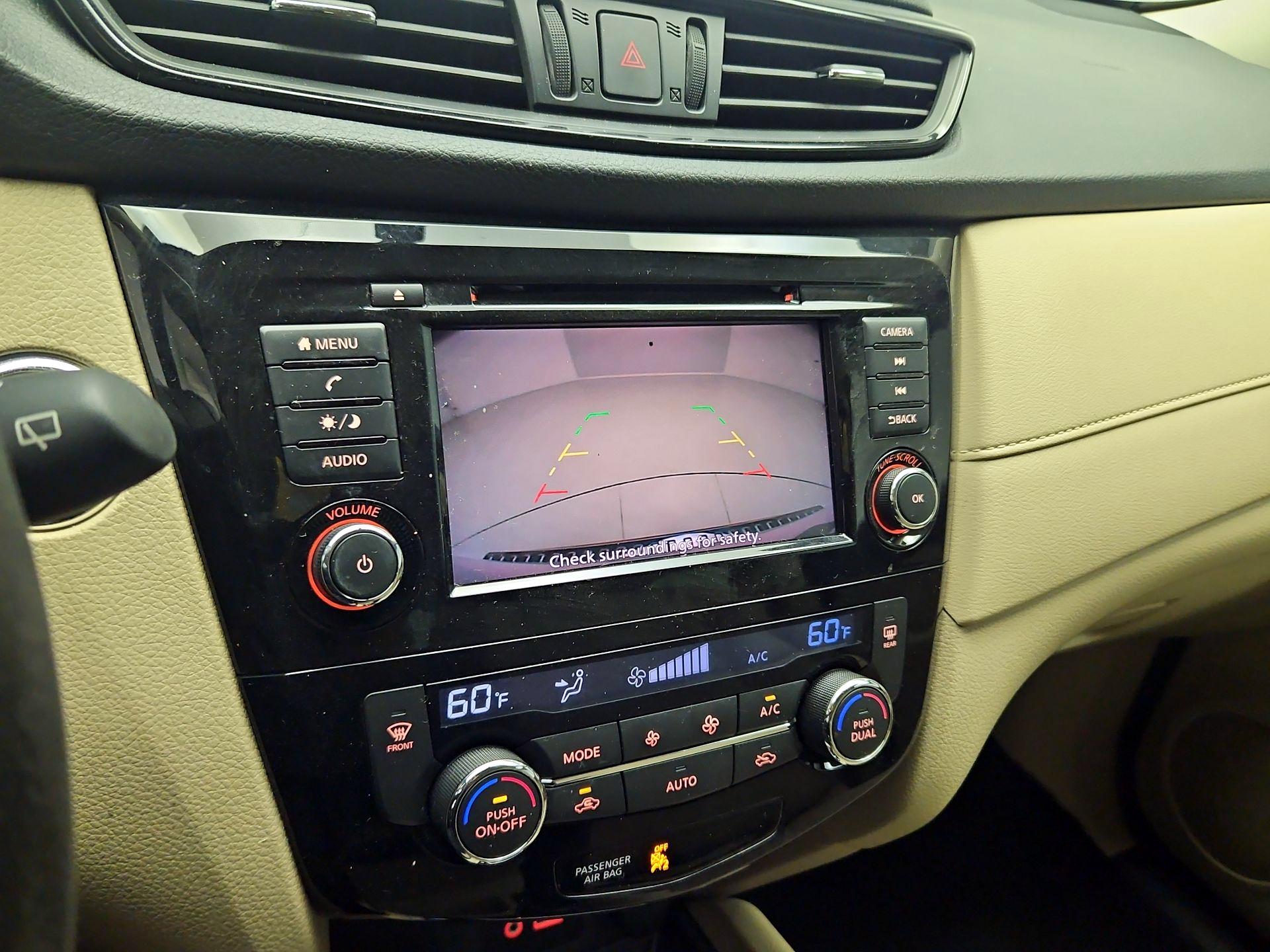 Thumbnail: 2018 Nissan Rogue - 14