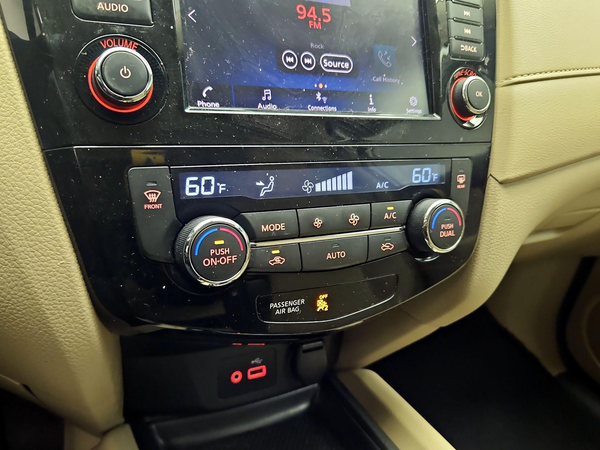 Thumbnail: 2018 Nissan Rogue - 16