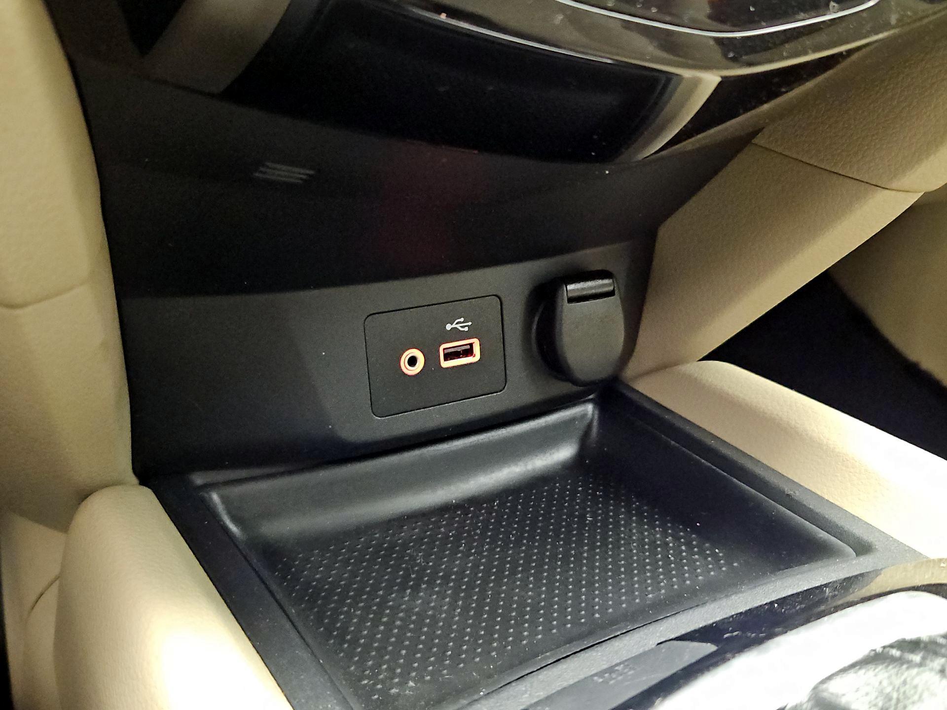 Thumbnail: 2018 Nissan Rogue - 18