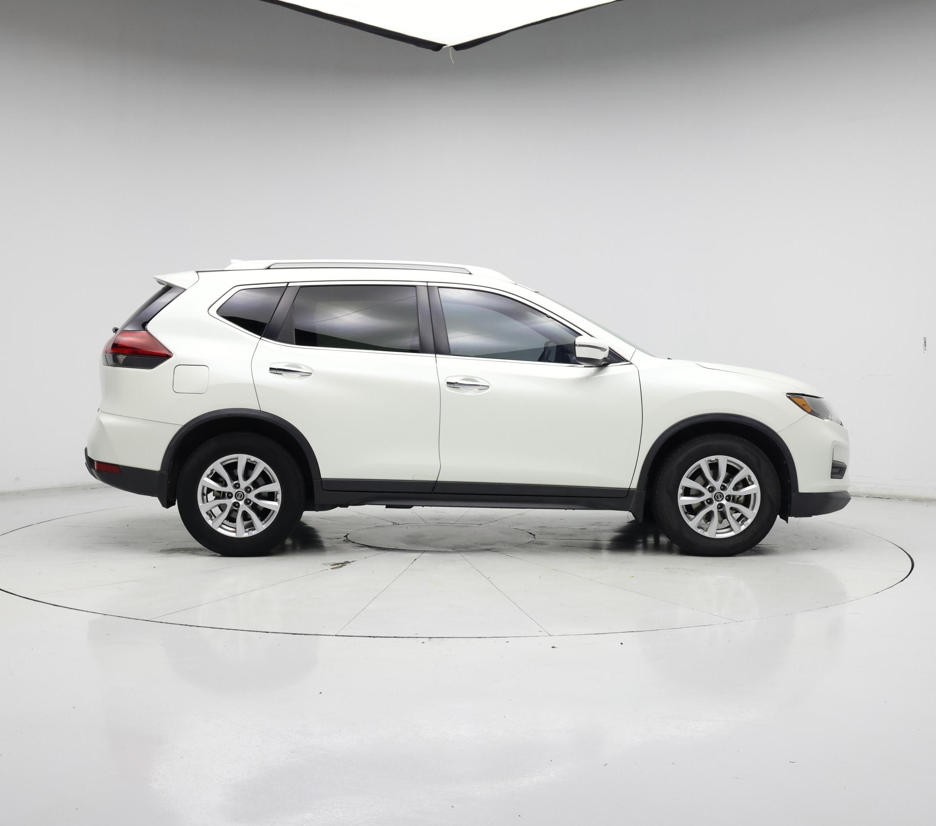 Thumbnail: 2018 Nissan Rogue - 7