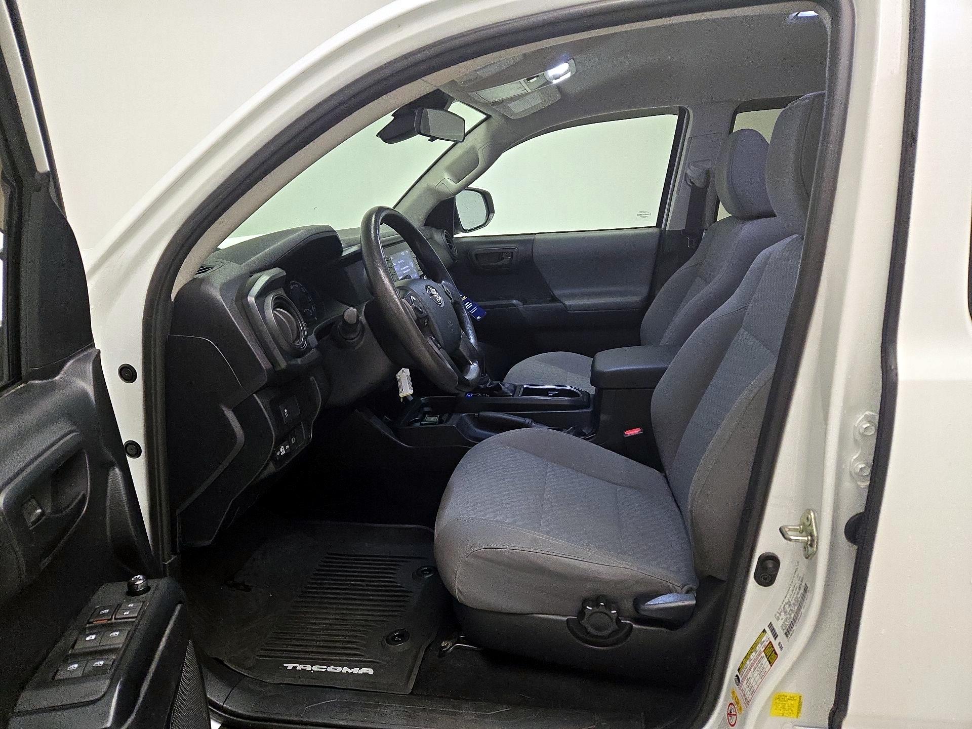 Thumbnail: 2020 Toyota Tacoma - 11