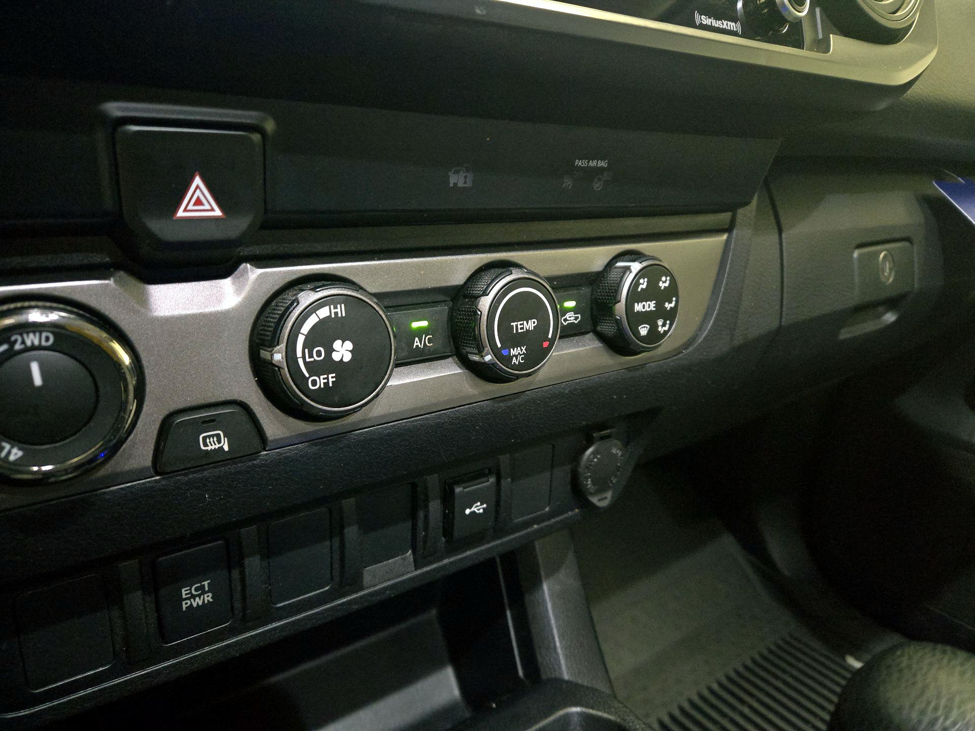 Thumbnail: 2020 Toyota Tacoma - 16