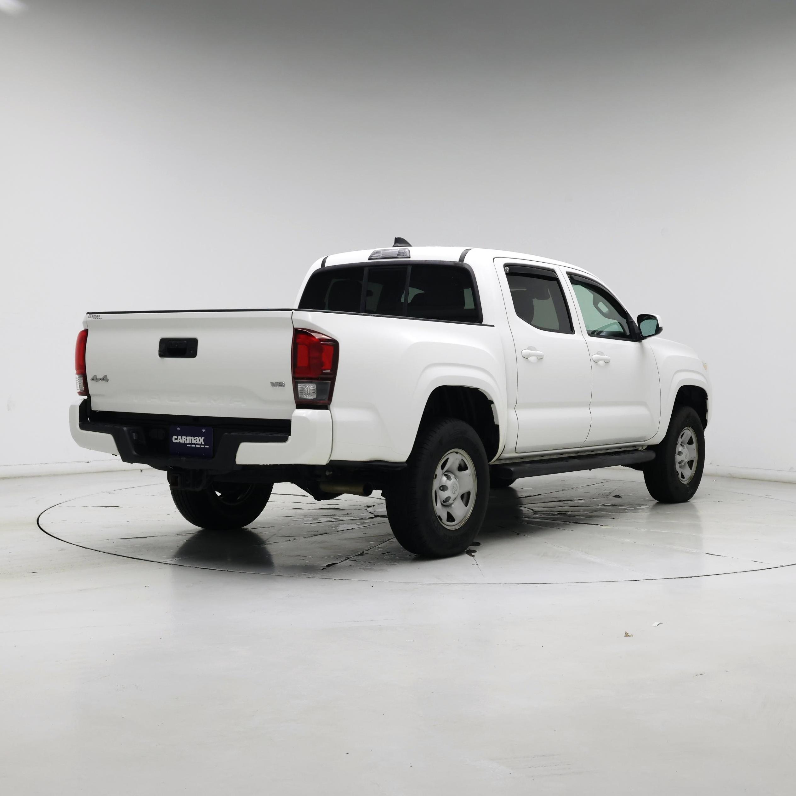 Thumbnail: 2020 Toyota Tacoma - 8