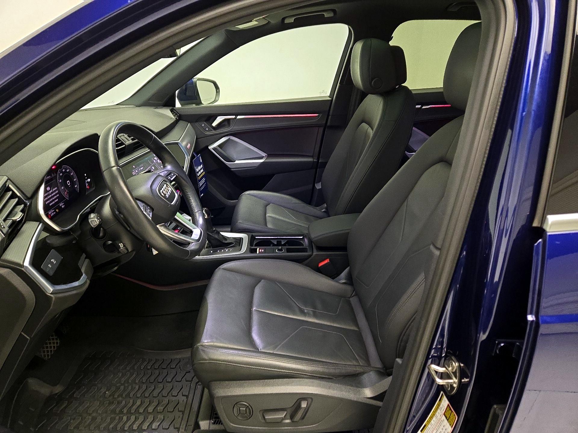 Thumbnail: 2023 Audi Q3 - 11