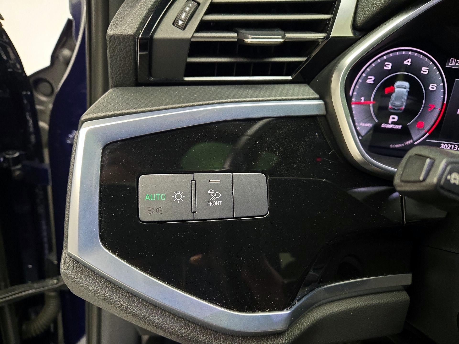 Thumbnail: 2023 Audi Q3 - 13