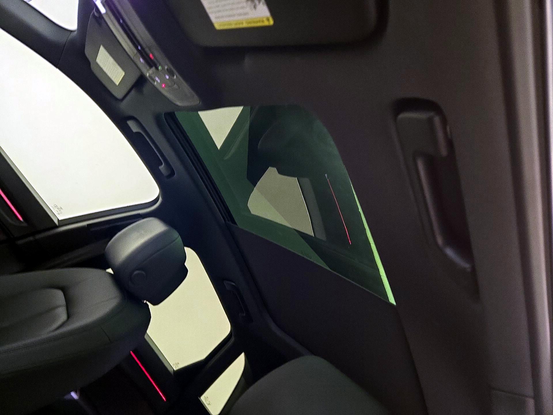 Thumbnail: 2023 Audi Q3 - 20