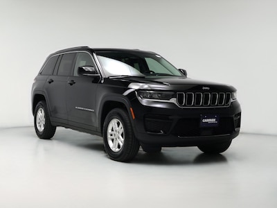 Black 2022 Jeep Grand Cherokee Laredo