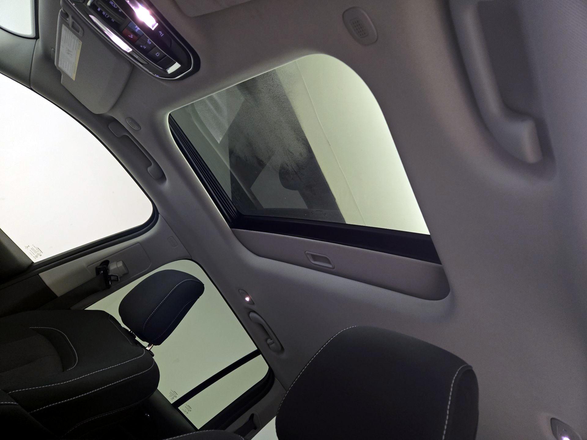 Thumbnail: 2022 Jeep Grand Cherokee - 19