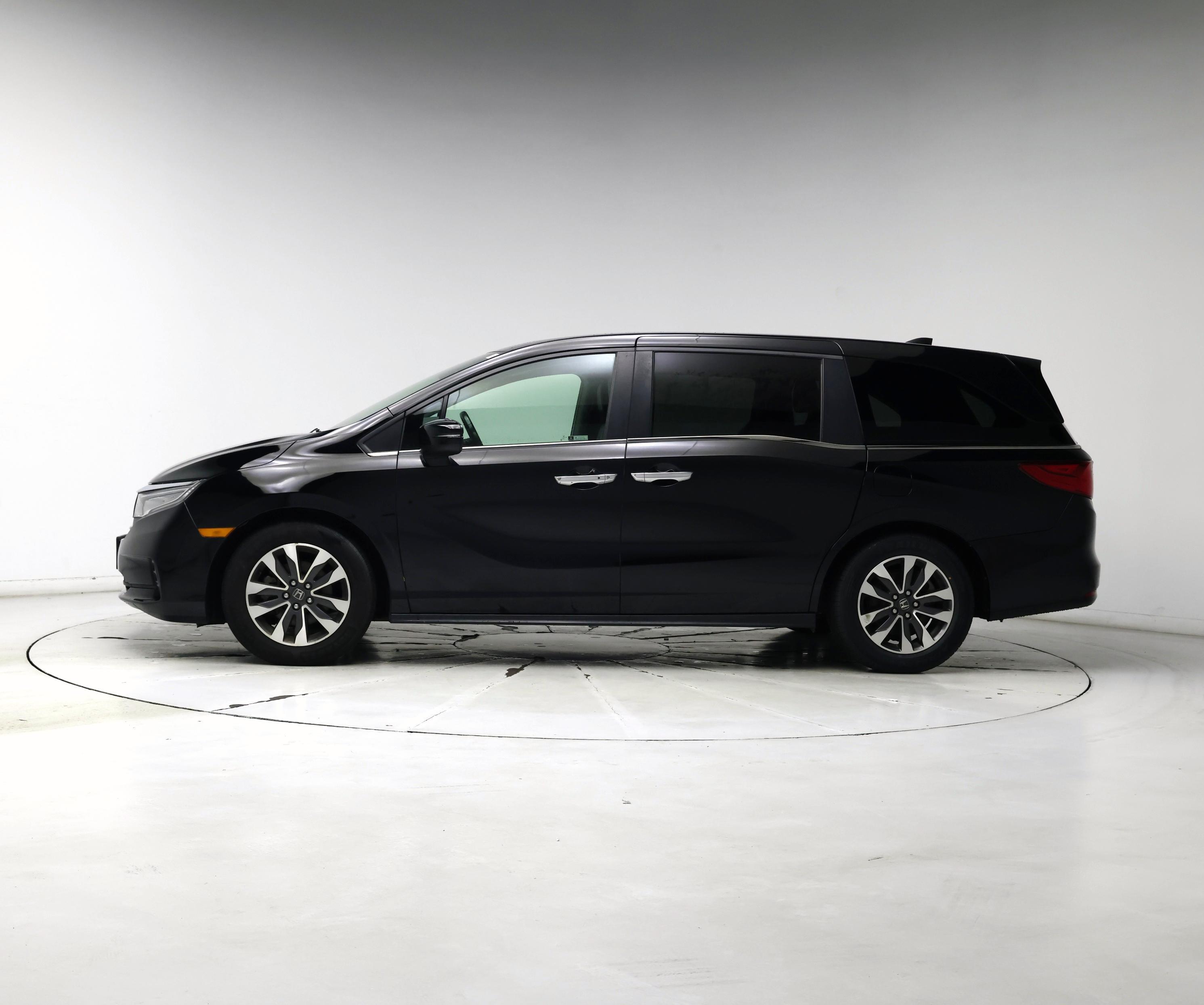 Thumbnail: 2022 Honda Odyssey - 3