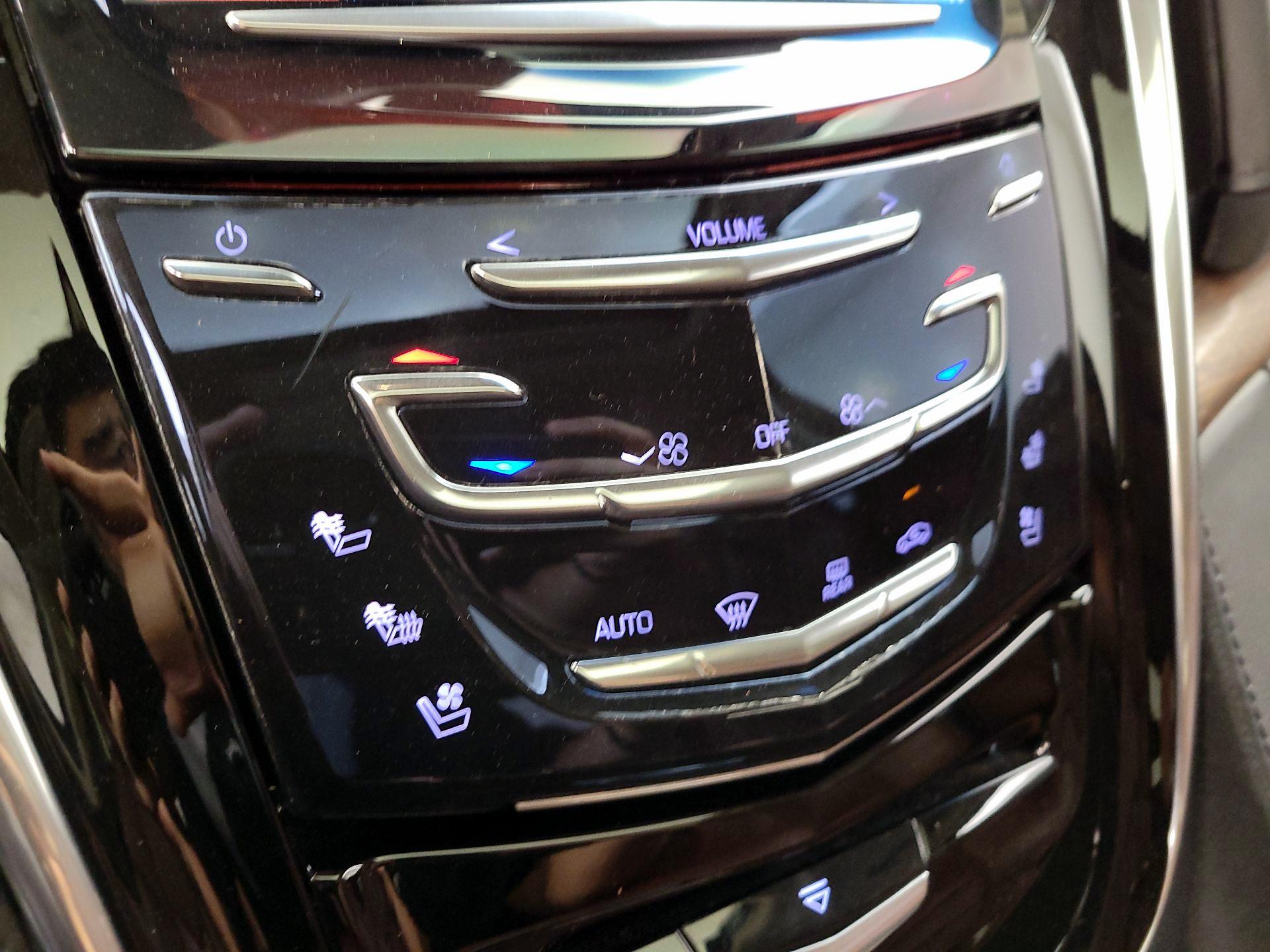 Thumbnail: 2017 Cadillac Escalade - 17