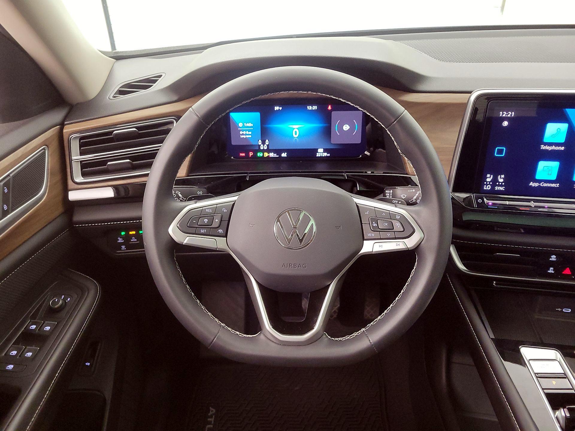 Thumbnail: 2024 Volkswagen Atlas - 10