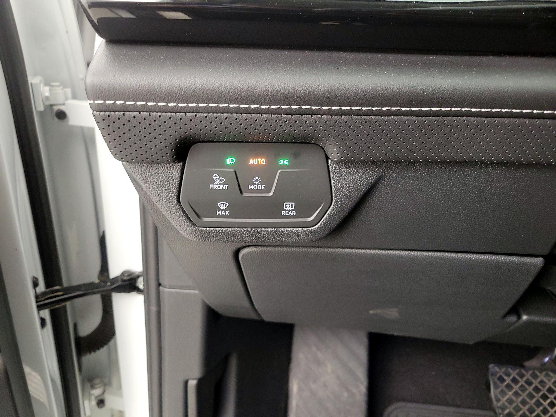 Thumbnail: 2024 Volkswagen Atlas - 13