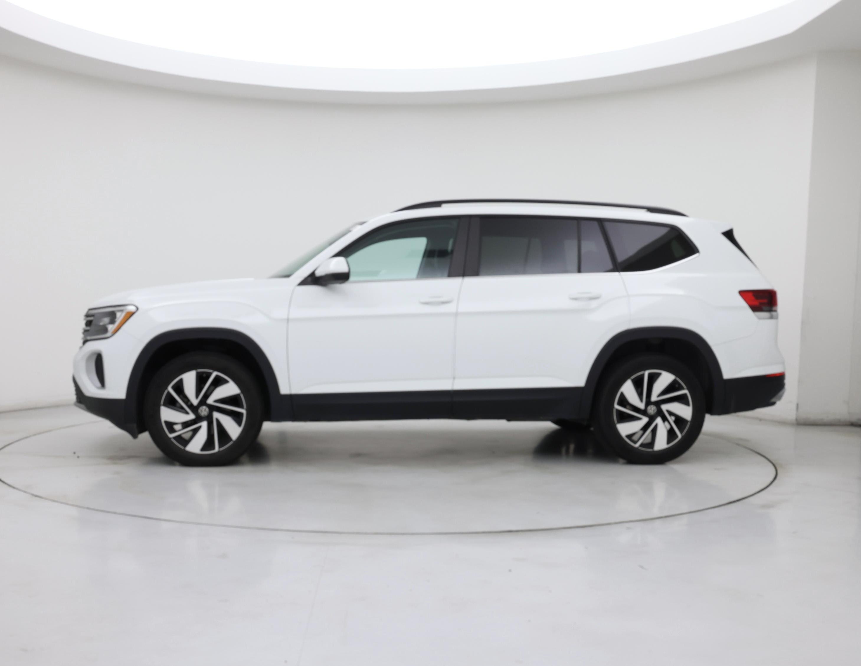 Thumbnail: 2024 Volkswagen Atlas - 3