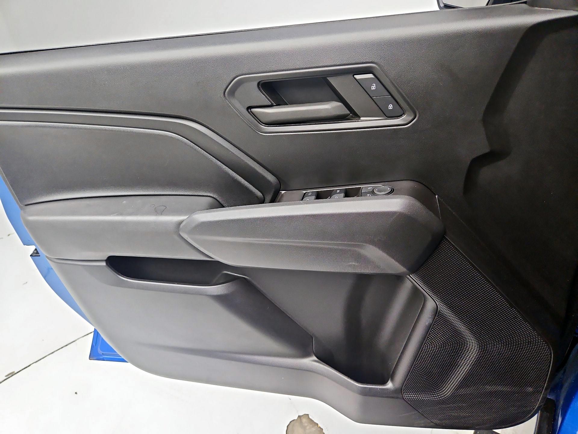 Thumbnail: 2024 Chevrolet Colorado - 12