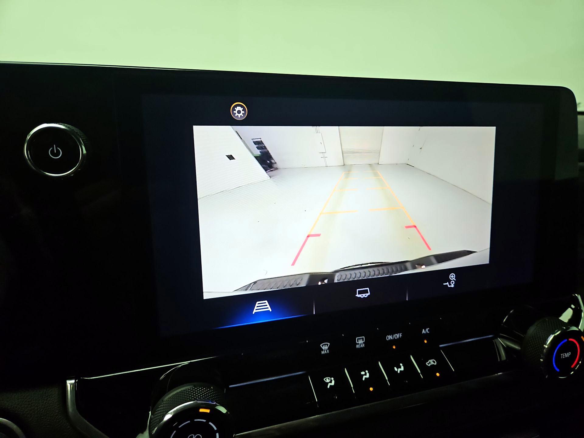 Thumbnail: 2024 Chevrolet Colorado - 13